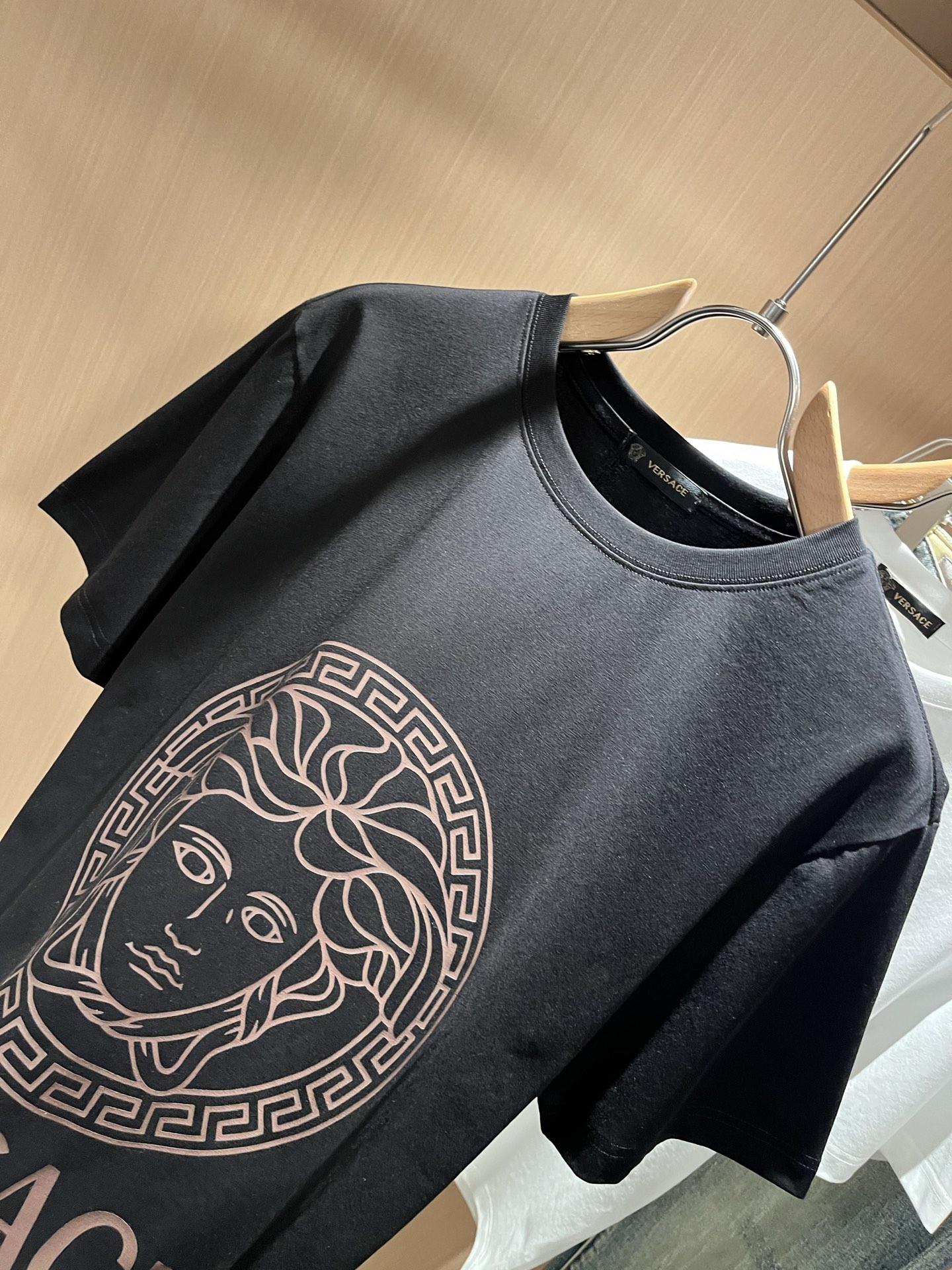 VERS*CE/范*哲 2026春夏新品原单短袖T恤，VERS*CE/范*哲 贸易公司渠道 产品 值的推