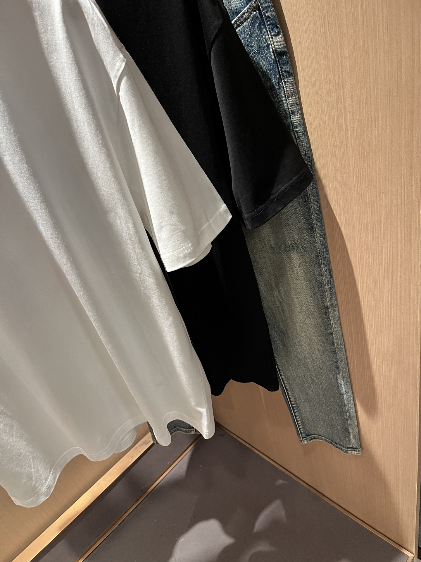 FEN*I 芬*迪2026春夏新款FD家族FF男女同款👫短袖T恤，男女同款👫百搭极简短袖。意大利原厂订单