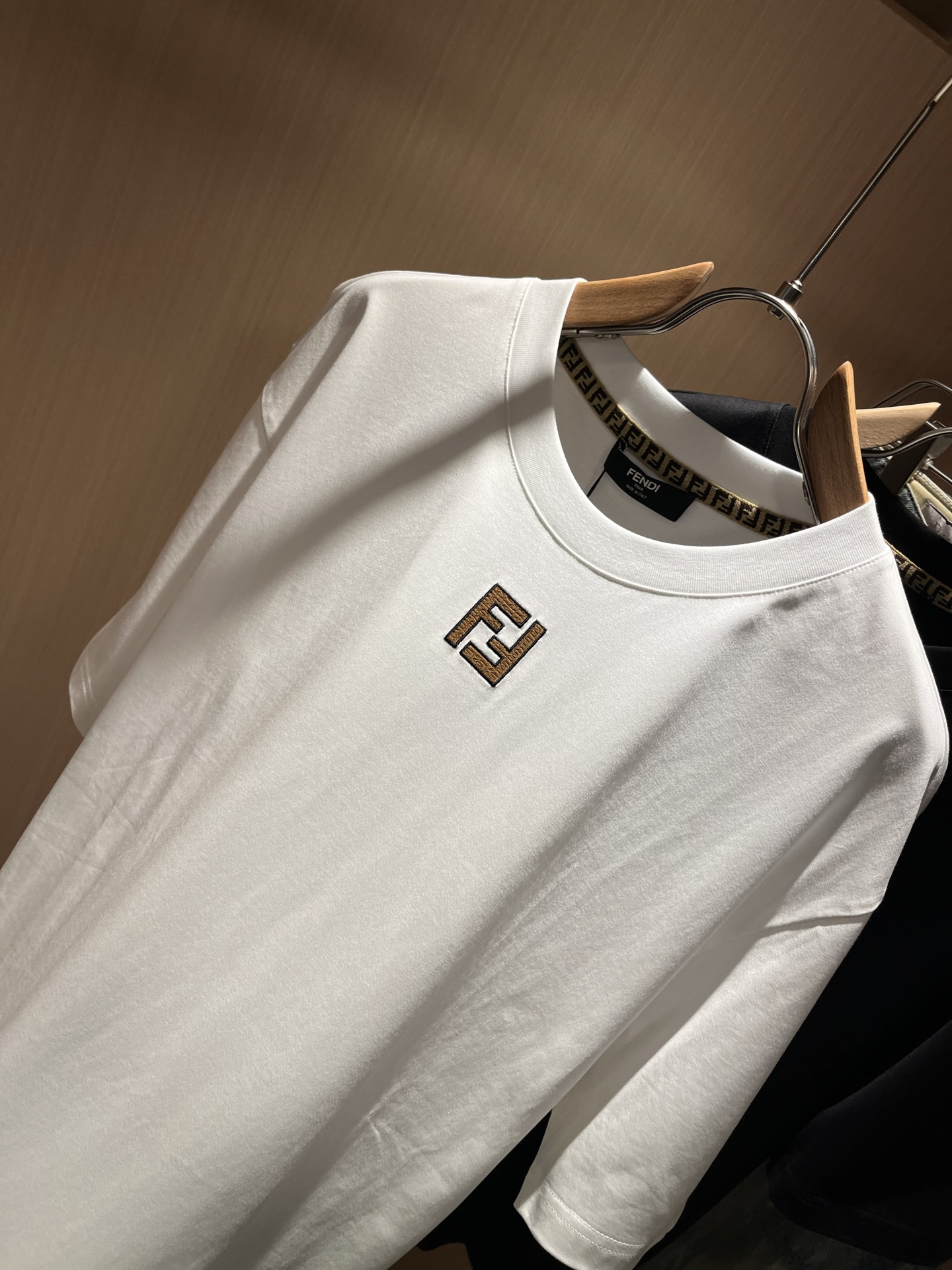 FEN*I 芬*迪2026春夏新款FD家族FF男女同款👫短袖T恤，男女同款👫百搭极简短袖。意大利原厂订单