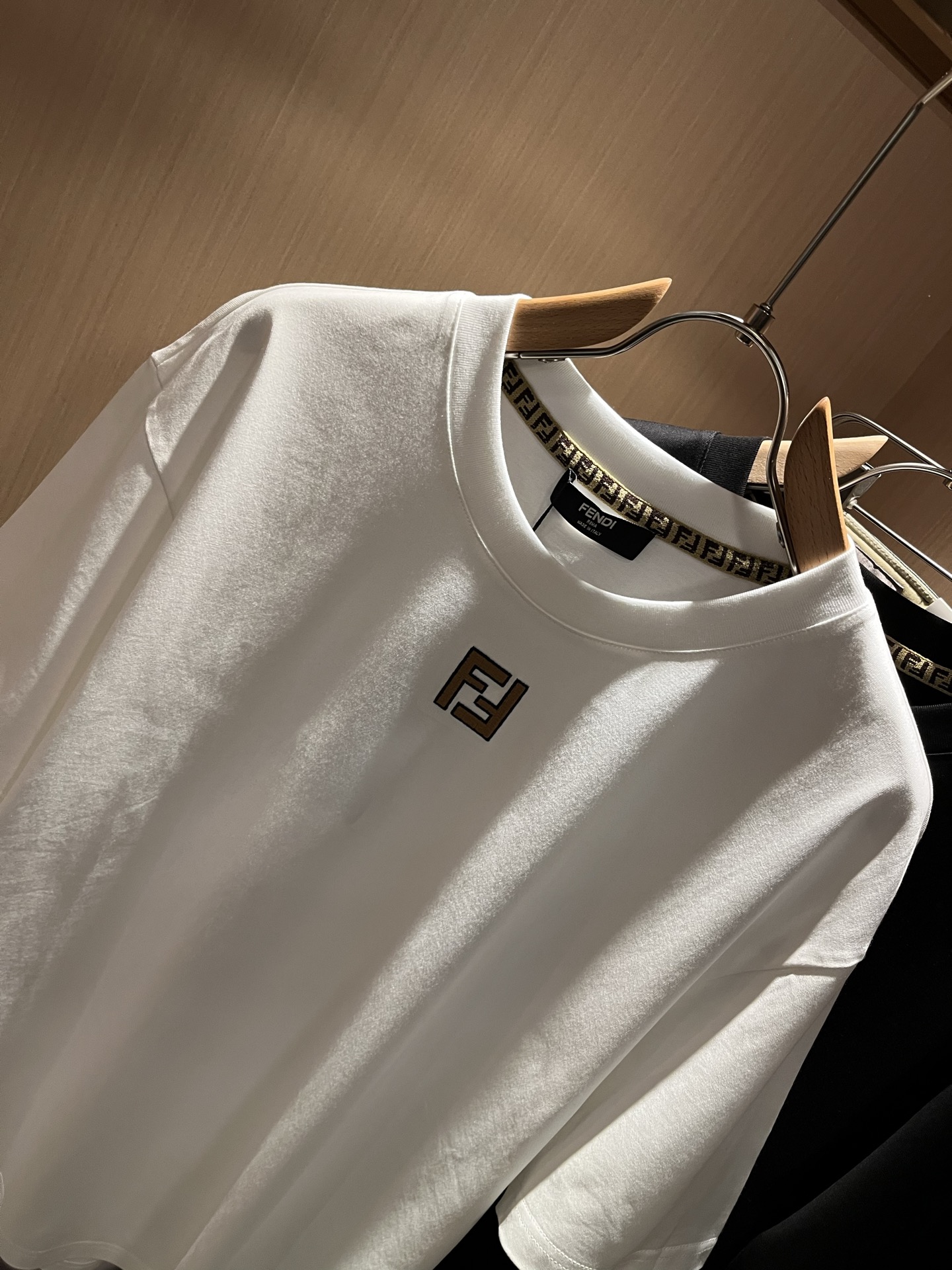 FEN*I 芬*迪2026春夏新款FD家族FF男女同款👫短袖T恤，男女同款👫百搭极简短袖。意大利原厂订单