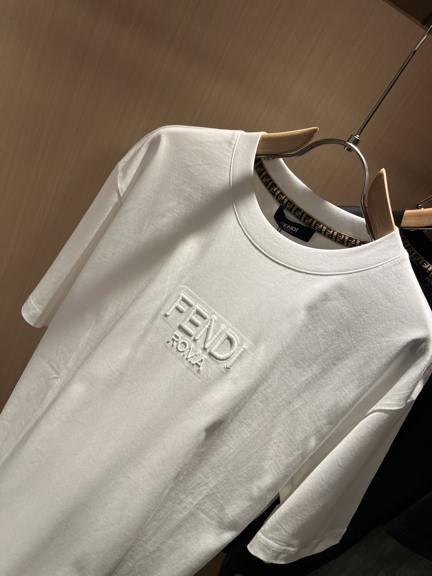 FEN*I 芬*迪2026春夏新款FD家族FF男女同款👫短袖T恤，男女同款👫百搭极简短袖。意大利原厂订单
