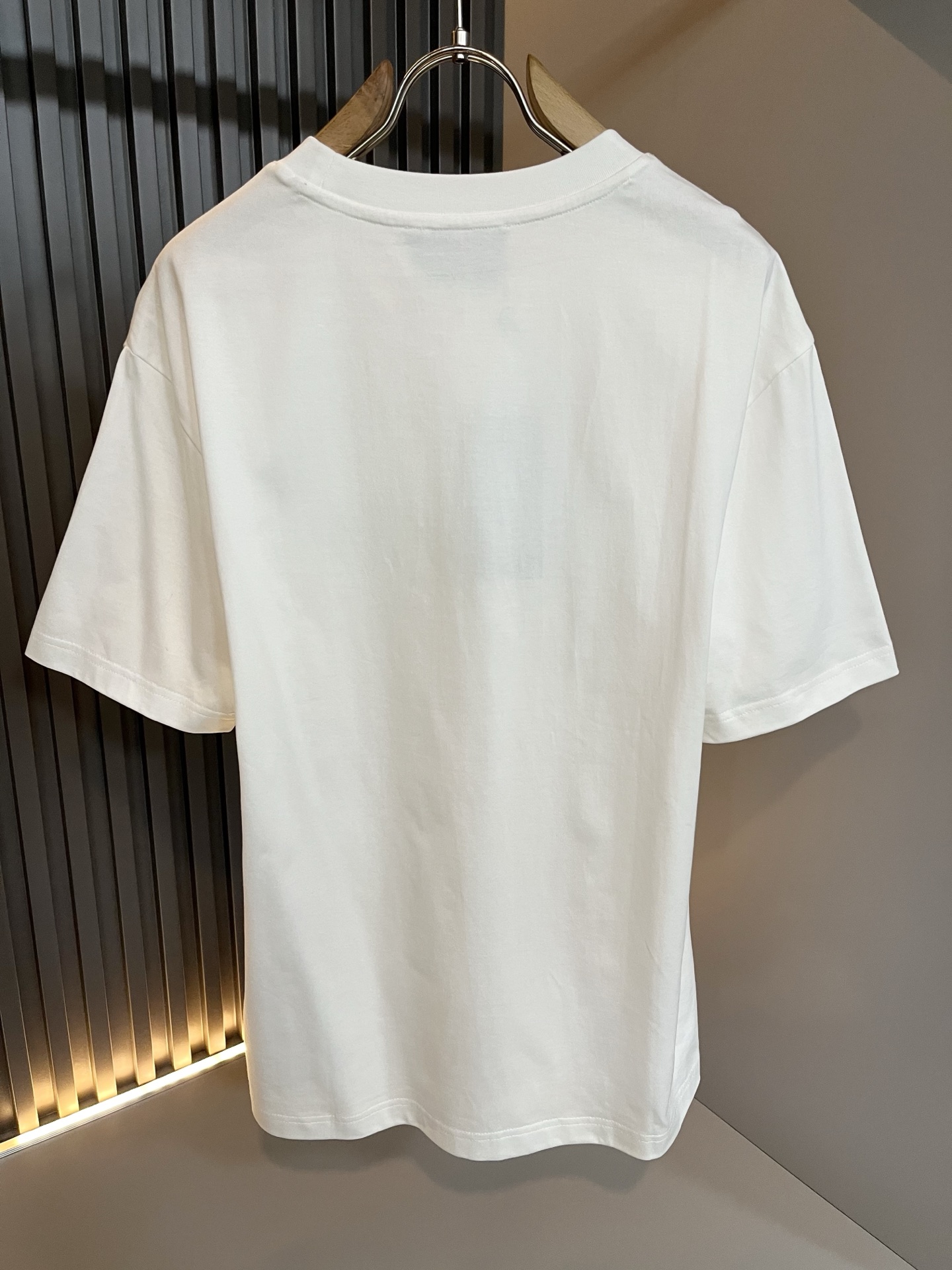 Gucc*古家 2026春夏新款男女同情侣款👫休闲宽松棉质圆领短袖T恤衫！贸易公司渠道稀出，同步官网发售