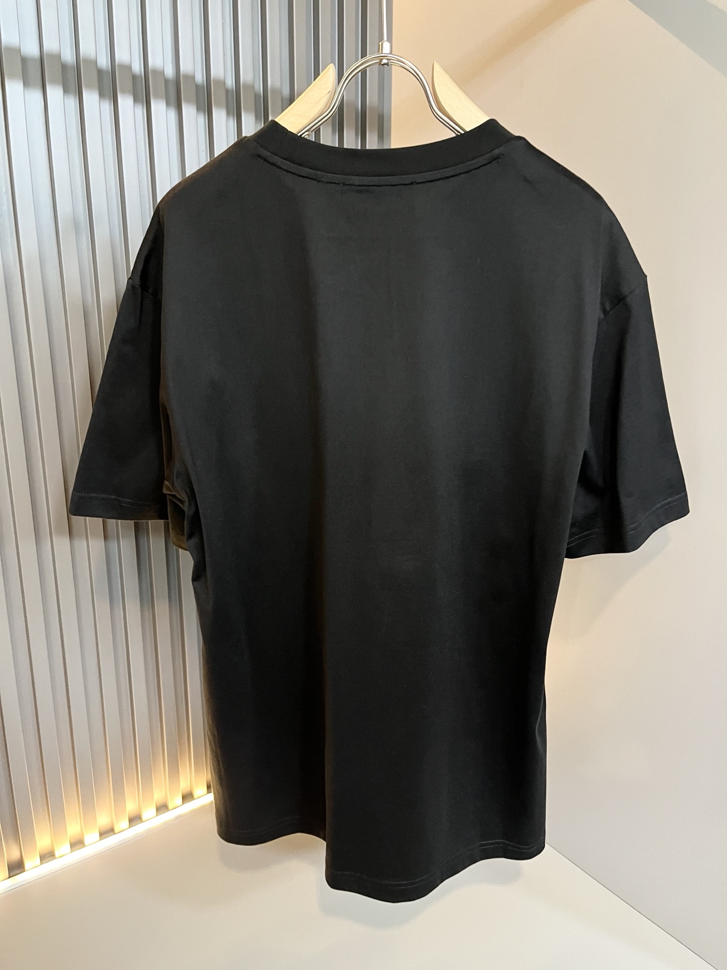 Gucc*古家 2026春夏新款男女同情侣款👫休闲宽松棉质圆领短袖T恤衫！贸易公司渠道稀出，同步官网发售