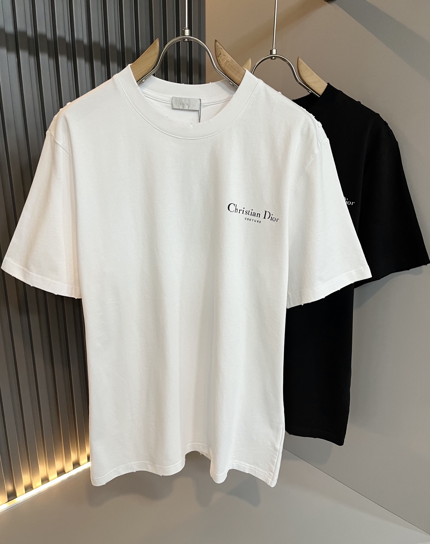Dio*迪家 2026春夏新款男女同款👫短袖T恤，专柜同步发售！定制专属260克纯棉面料，定制原版工艺螺