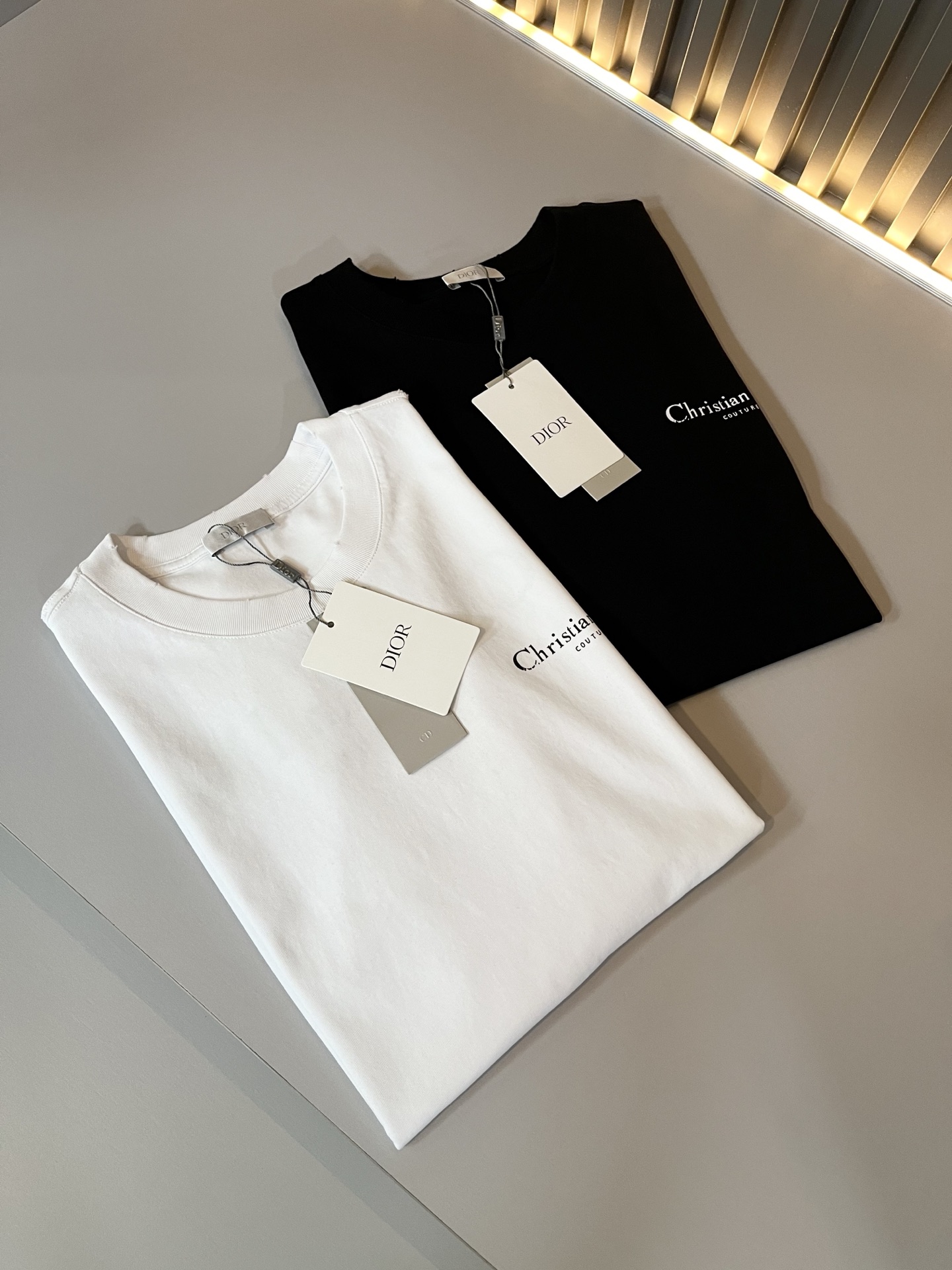 Dio*迪家 2026春夏新款男女同款👫短袖T恤，专柜同步发售！定制专属260克纯棉面料，定制原版工艺螺