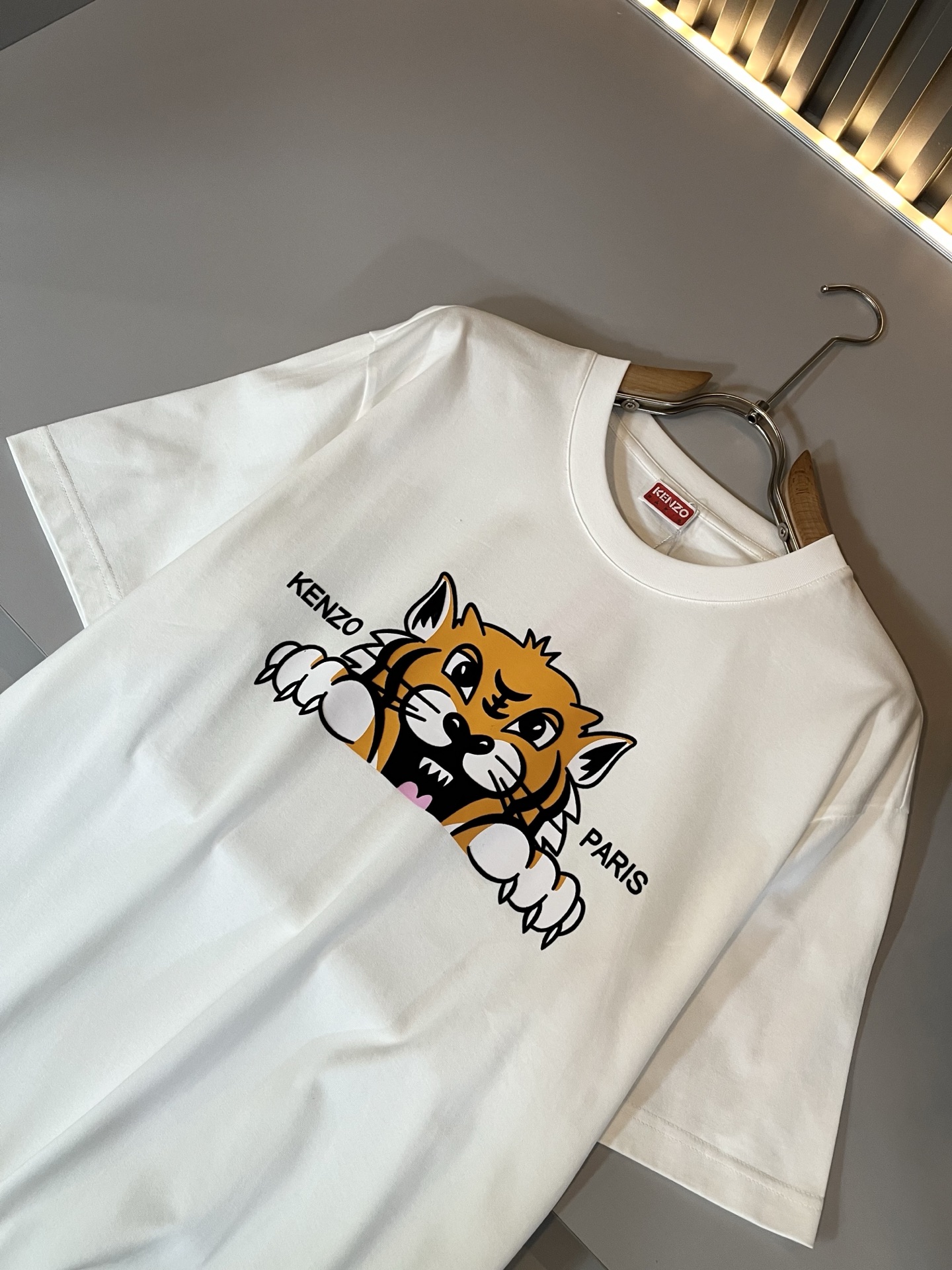 KENZ*高田*三 2026春夏新品男女同款👫短袖T恤，传承经典著作改良后的新品更加的具有立体感官，胸前