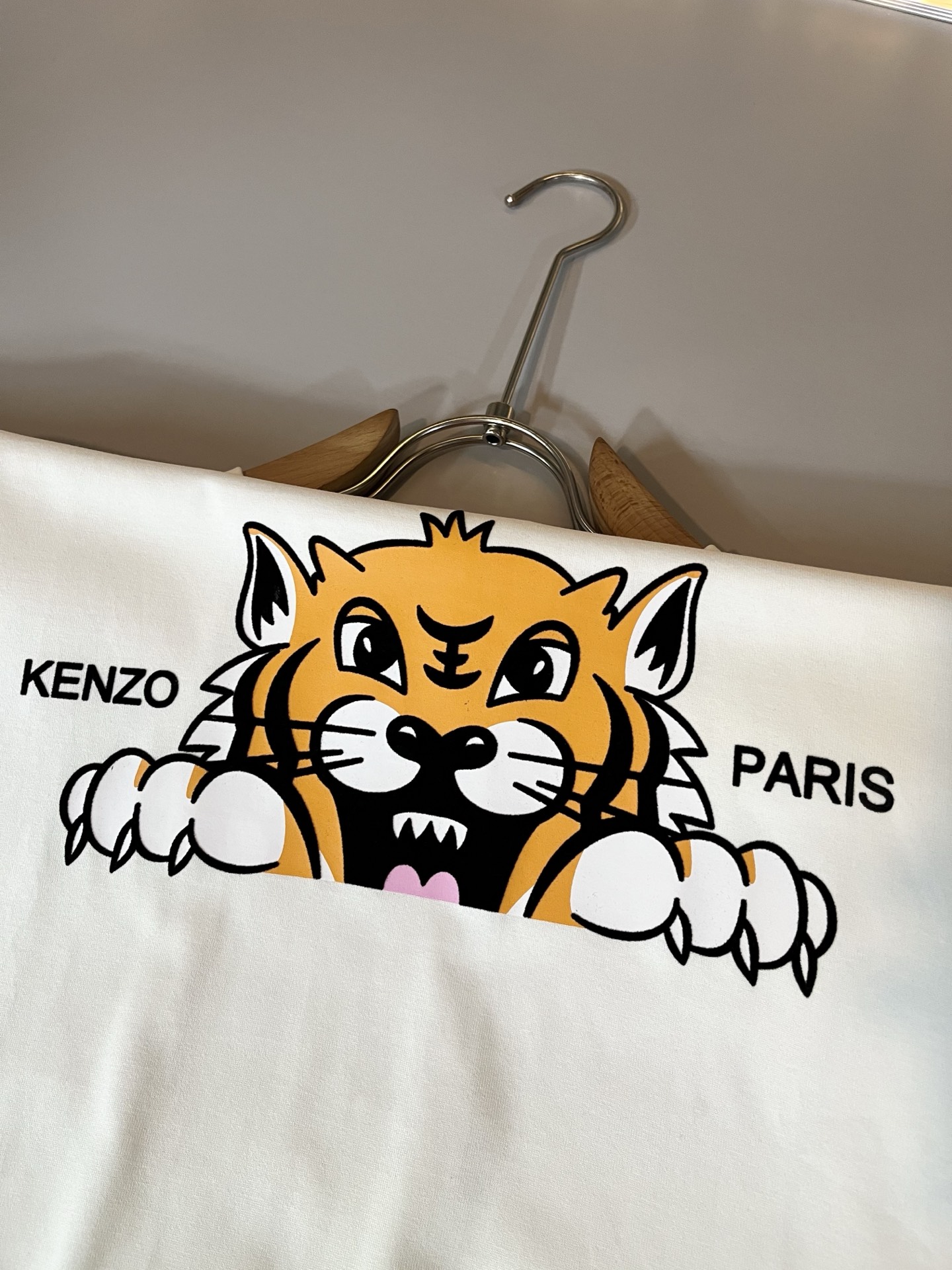 KENZ*高田*三 2026春夏新品男女同款👫短袖T恤，传承经典著作改良后的新品更加的具有立体感官，胸前