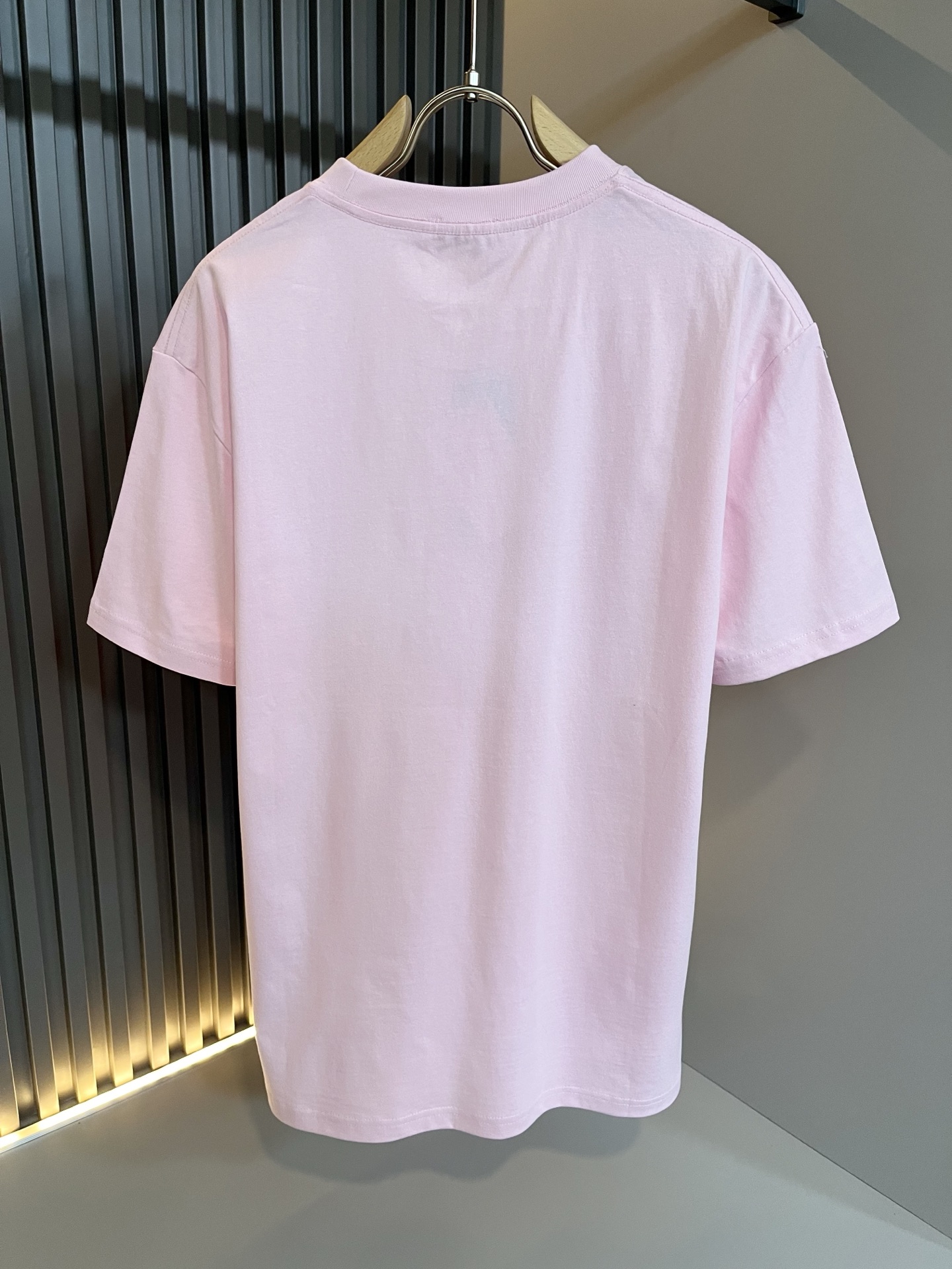 Dio*迪家 2026春夏新款男女同款👫短袖T恤，专柜同步发售！定制专属260克纯棉面料，定制原版工艺螺