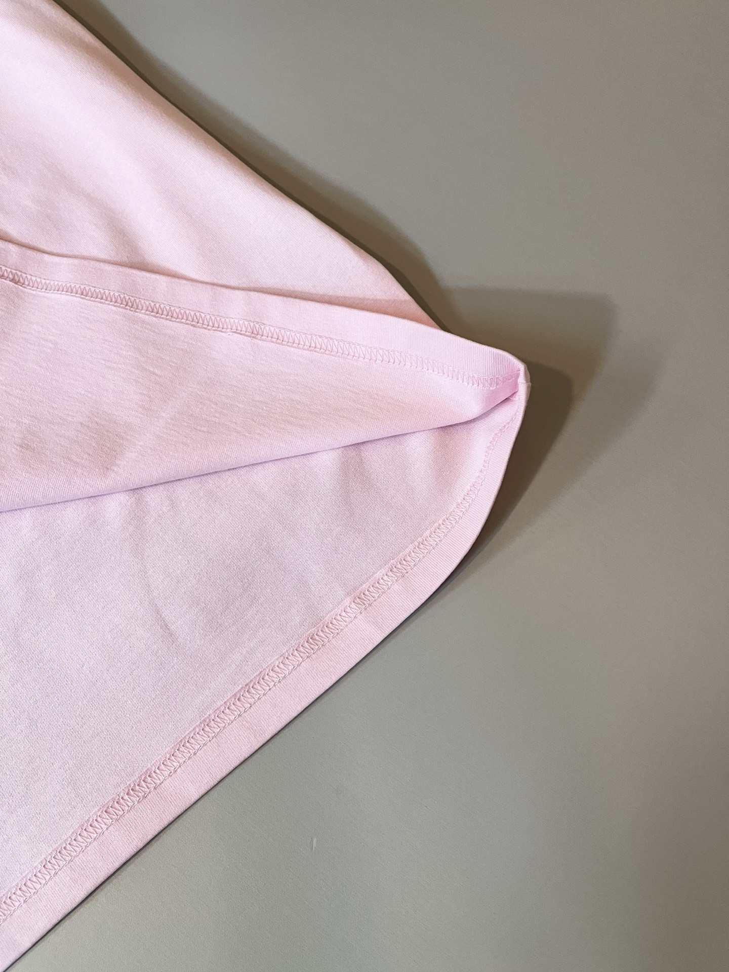 Dio*迪家 2026春夏新款男女同款👫短袖T恤，专柜同步发售！定制专属260克纯棉面料，定制原版工艺螺