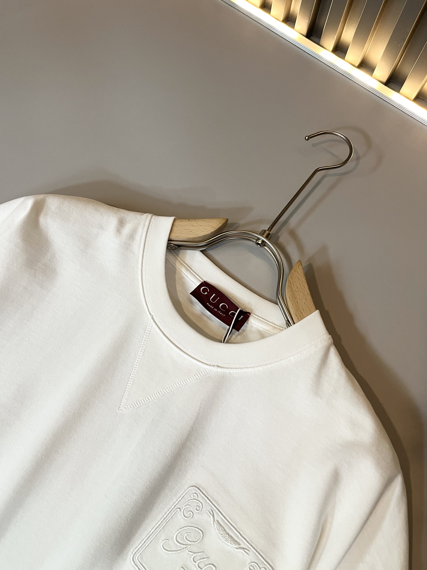 Gucc*古家 2026春夏新款男女同情侣款👫休闲宽松棉质圆领短袖T恤衫！贸易公司渠道稀出，同步官网发售