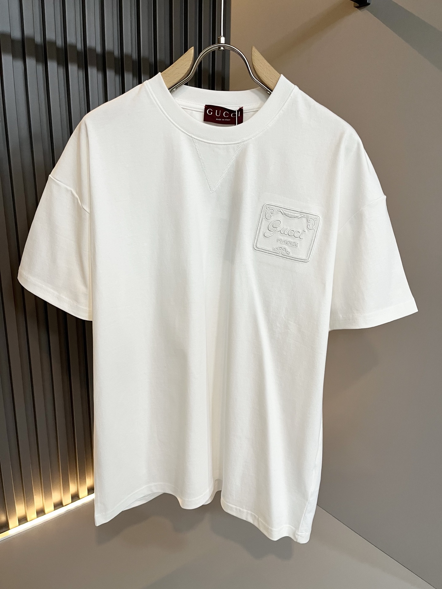 Gucc*古家 2026春夏新款男女同情侣款👫休闲宽松棉质圆领短袖T恤衫！贸易公司渠道稀出，同步官网发售