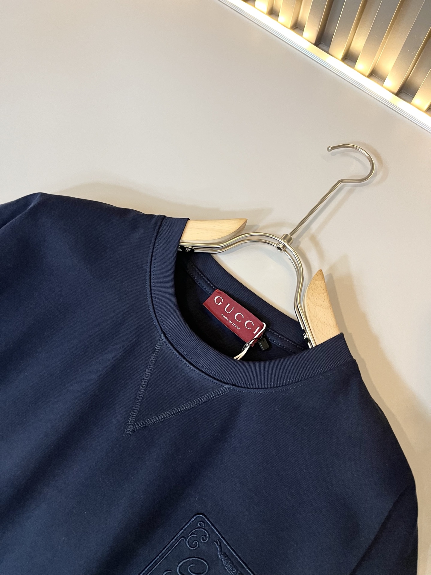 Gucc*古家 2026春夏新款男女同情侣款👫休闲宽松棉质圆领短袖T恤衫！贸易公司渠道稀出，同步官网发售