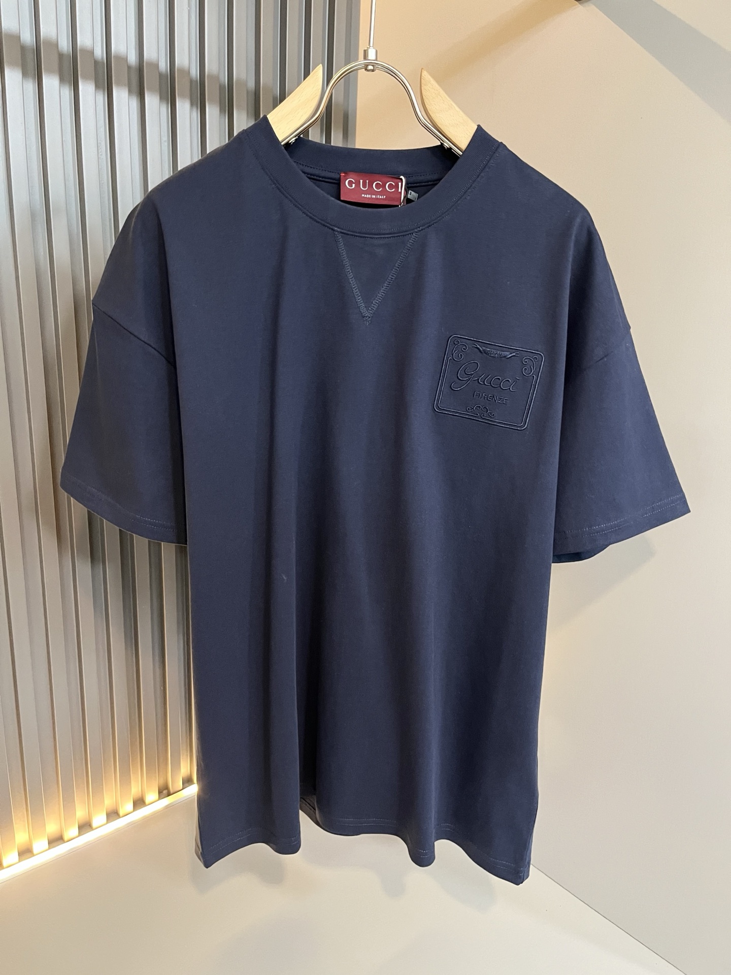 Gucc*古家 2026春夏新款男女同情侣款👫休闲宽松棉质圆领短袖T恤衫！贸易公司渠道稀出，同步官网发售