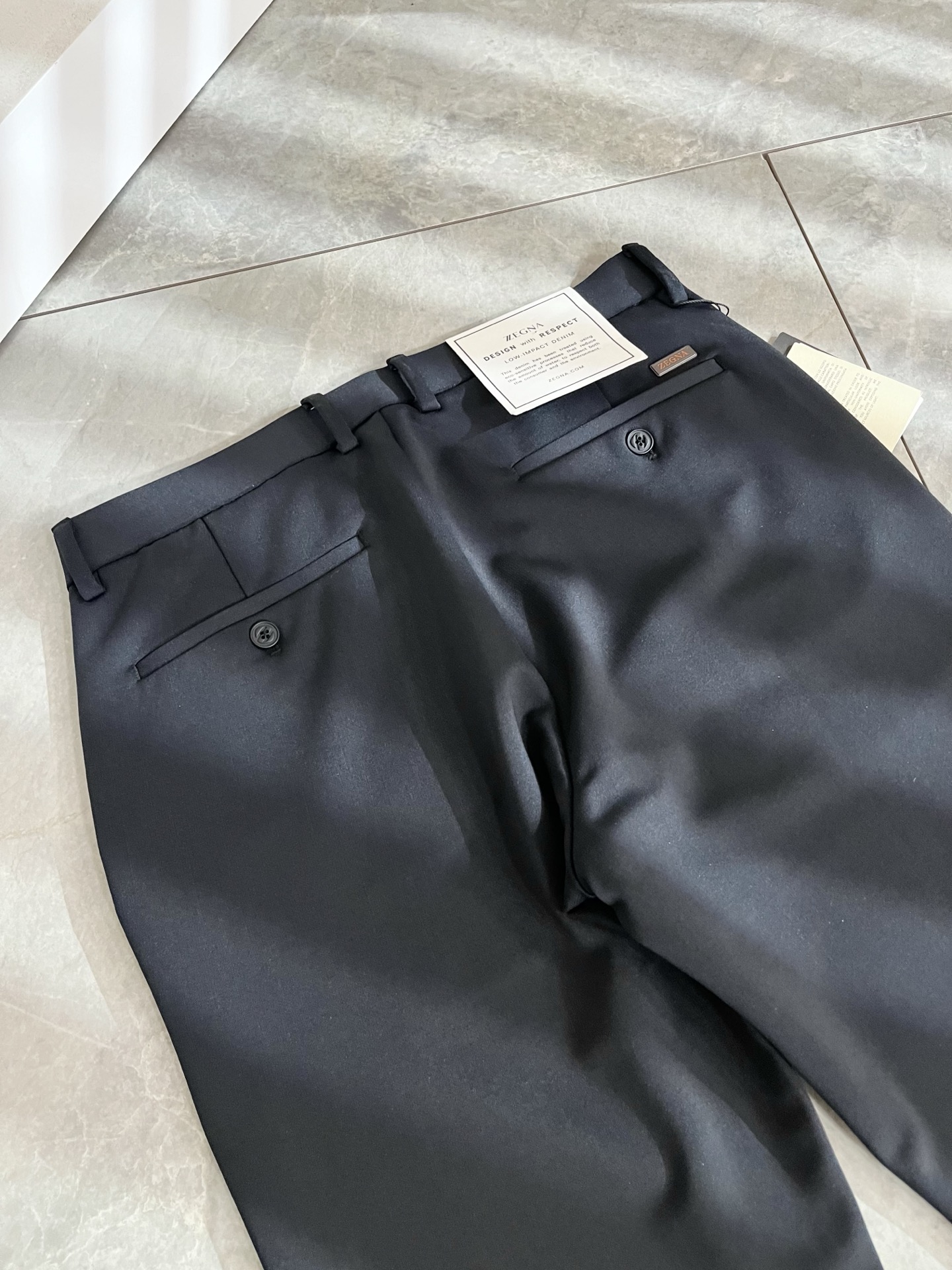 Ermenegildo Zeg*a杰*亚 2026春夏新款男士休闲西裤，压轴的渠道货出现了！！柜台同步销