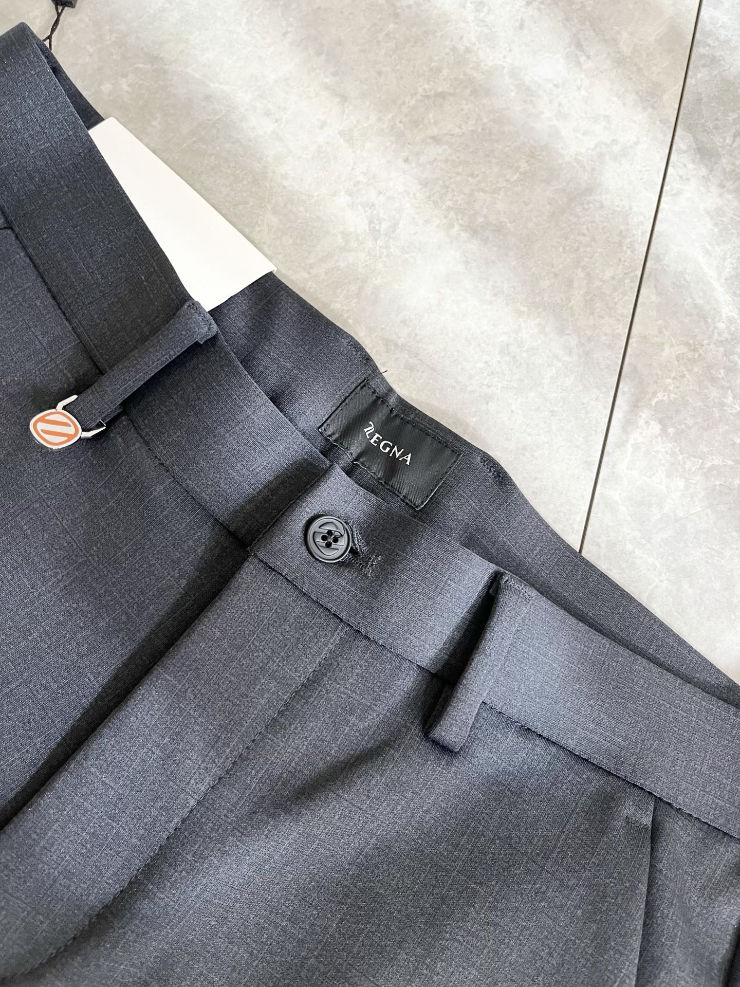 Ermenegildo Zeg*a杰*亚 2026春夏新款男士休闲西裤，压轴的渠道货出现了！！柜台同步销