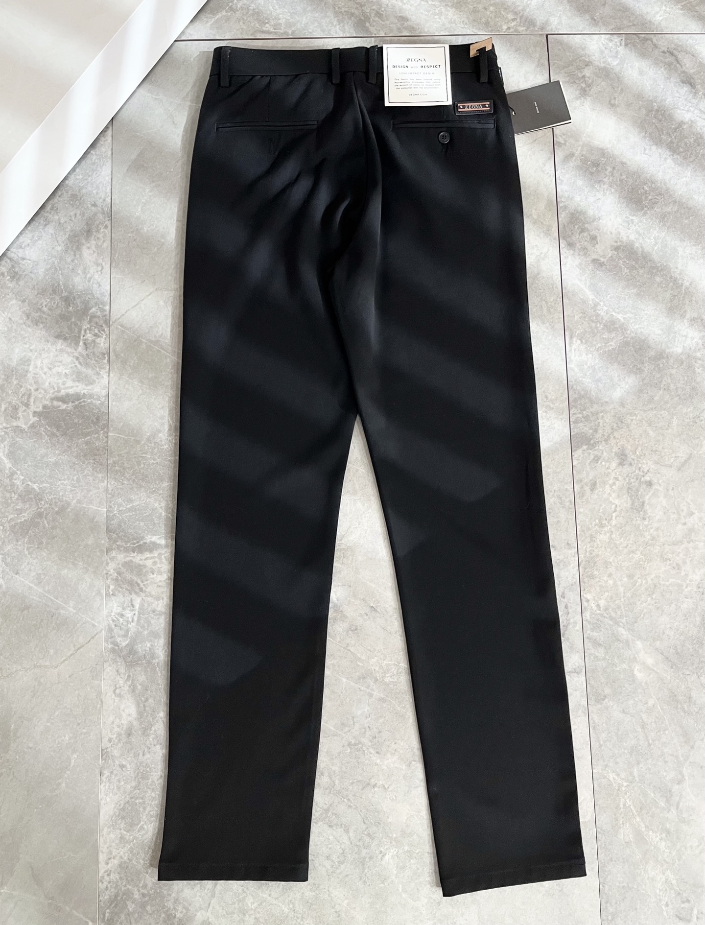 Ermenegildo Zeg*a杰*亚 2026春夏新款男士休闲西裤，压轴的渠道货出现了！！柜台同步销