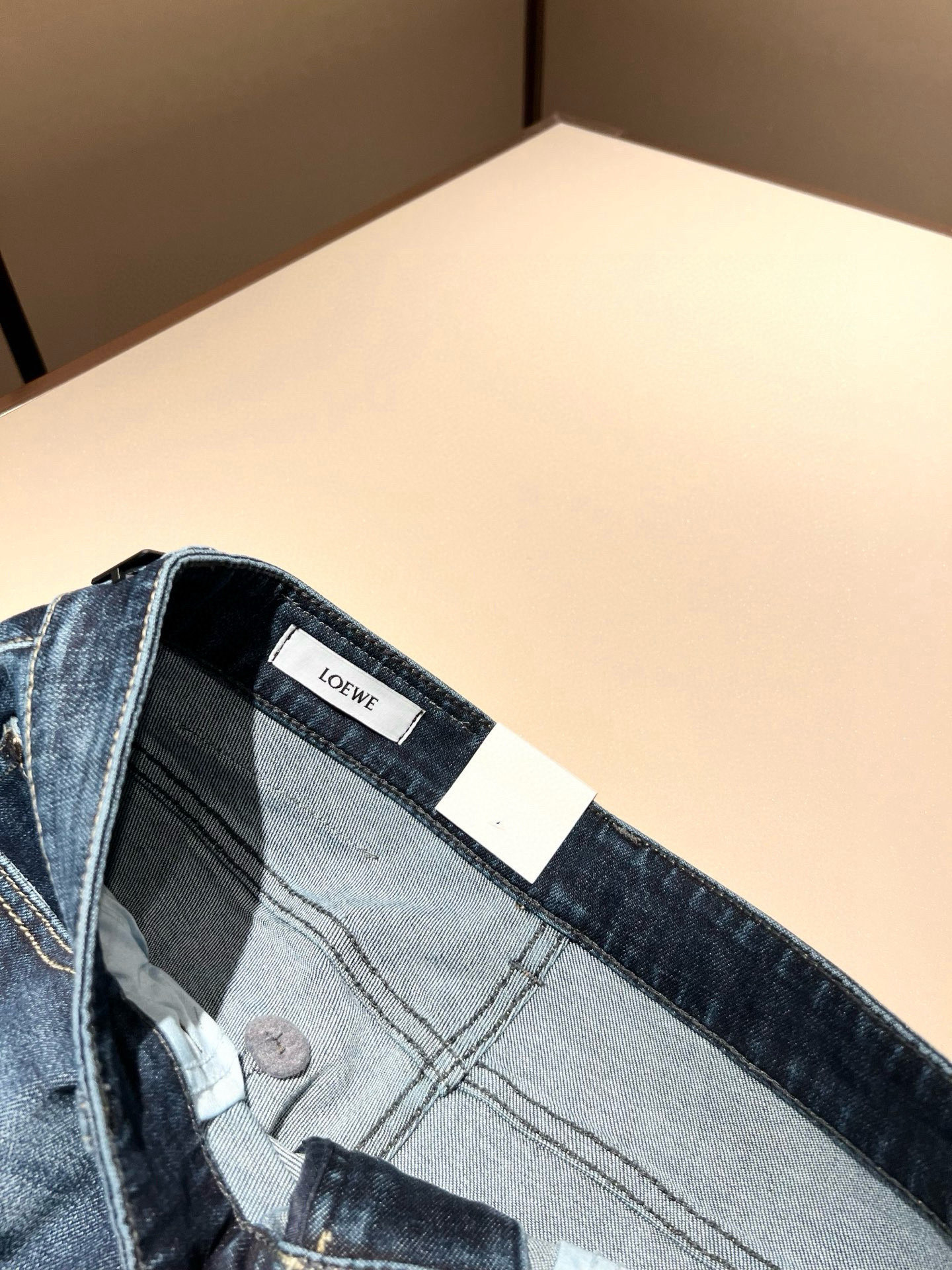 LO*WE/罗*威2026春夏新品男士时装款高端休闲裤，香港洋行渠道货，日本原厂出品，纯血统品质，完美延