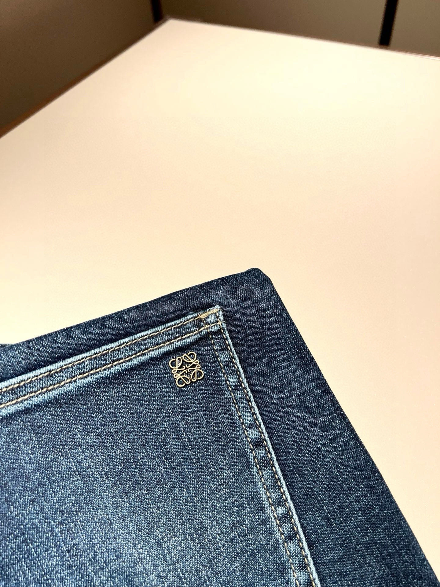 LO*WE/罗*威2026春夏新品男士时装款高端休闲裤，香港洋行渠道货，日本原厂出品，纯血统品质，完美延