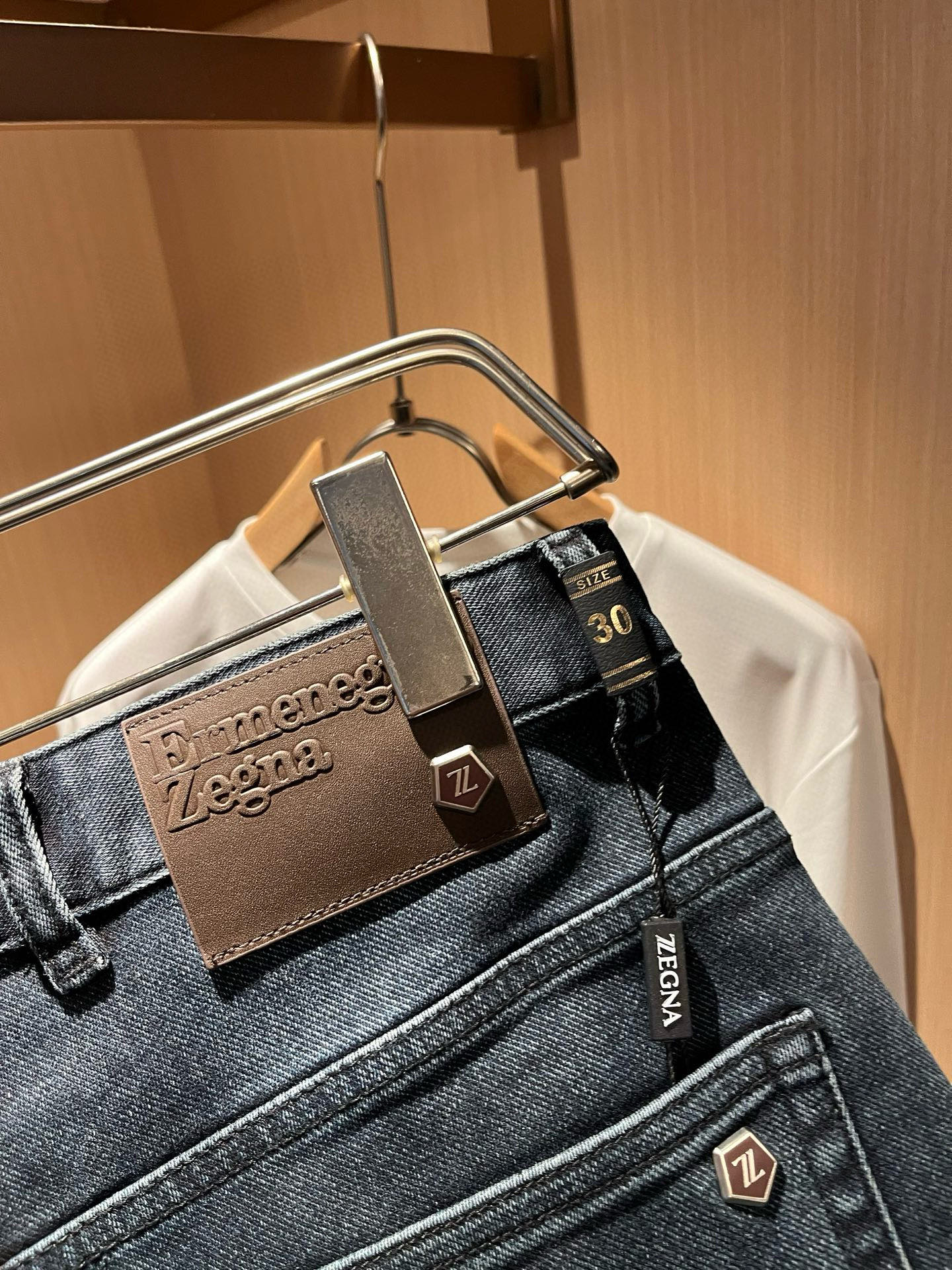 Zegna 杰尼亚 2026春夏新款男士休闲牛仔裤，压轴的渠道货出现了！！柜台同步销售！ 毫不夸张的说，