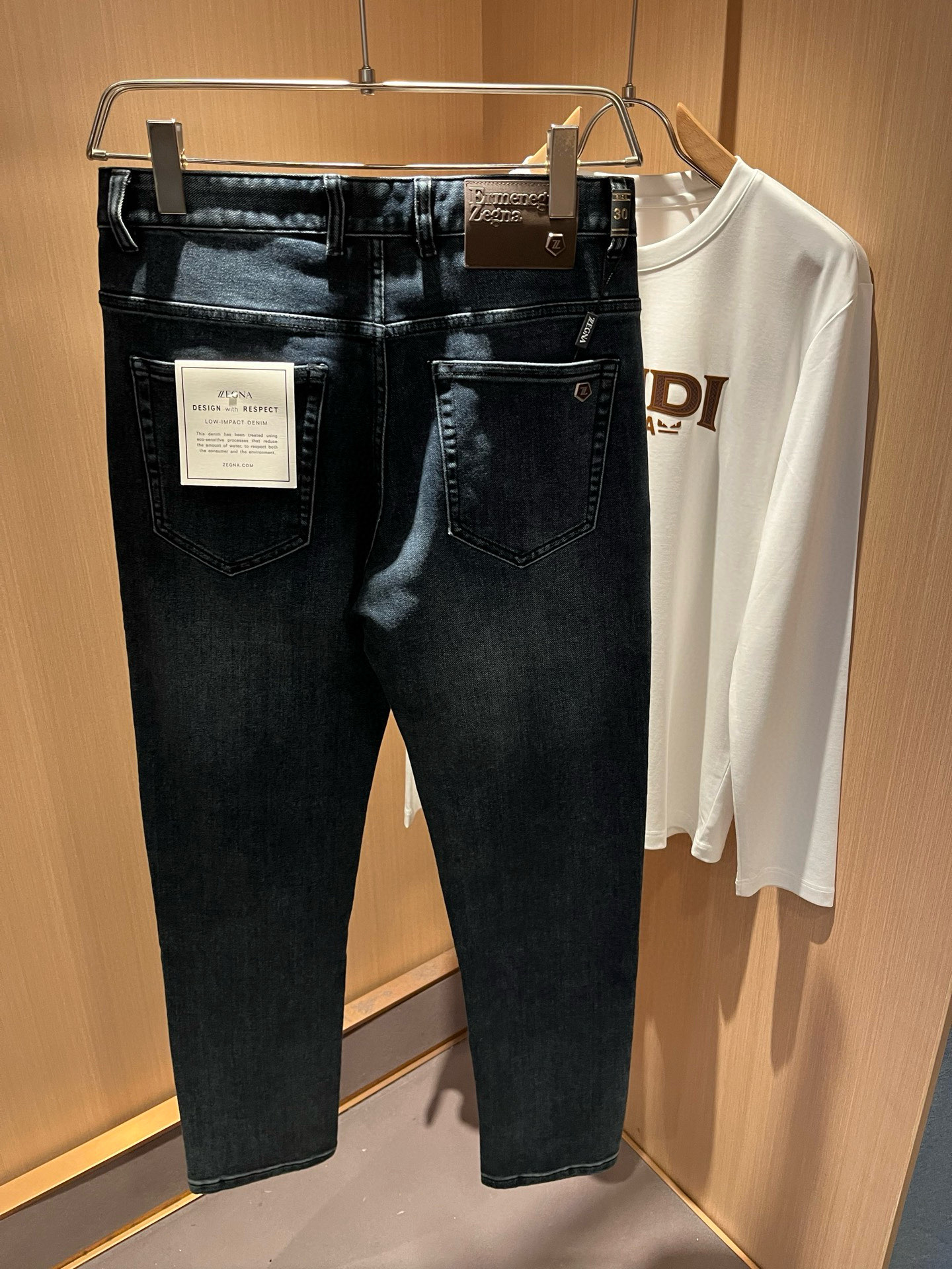 Zegna 杰尼亚 2026春夏新款男士休闲牛仔裤，压轴的渠道货出现了！！柜台同步销售！ 毫不夸张的说，