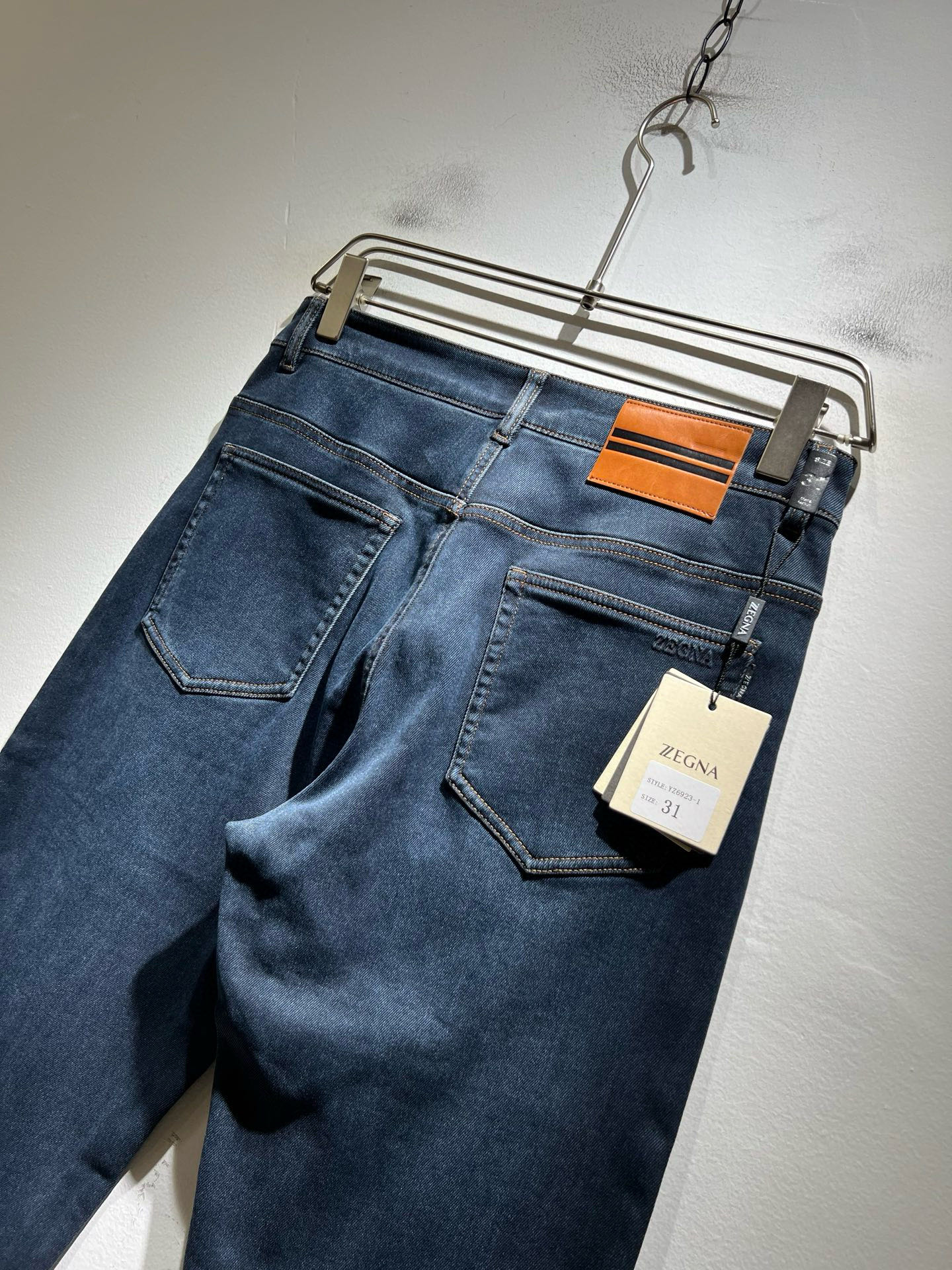 Zegna 杰尼亚 2026春夏新款男士休闲牛仔裤，压轴的渠道货出现了！！柜台同步销售！ 毫不夸张的说，