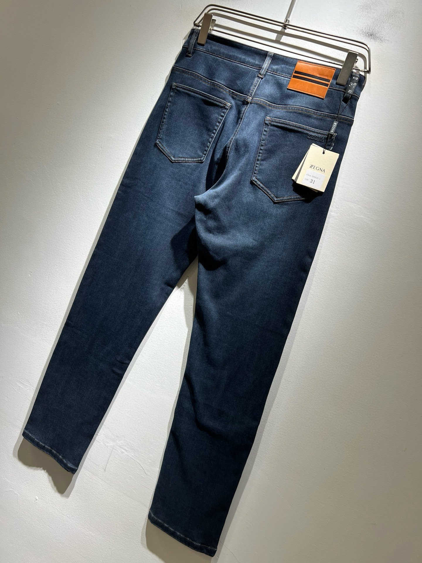 Zegna 杰尼亚 2026春夏新款男士休闲牛仔裤，压轴的渠道货出现了！！柜台同步销售！ 毫不夸张的说，