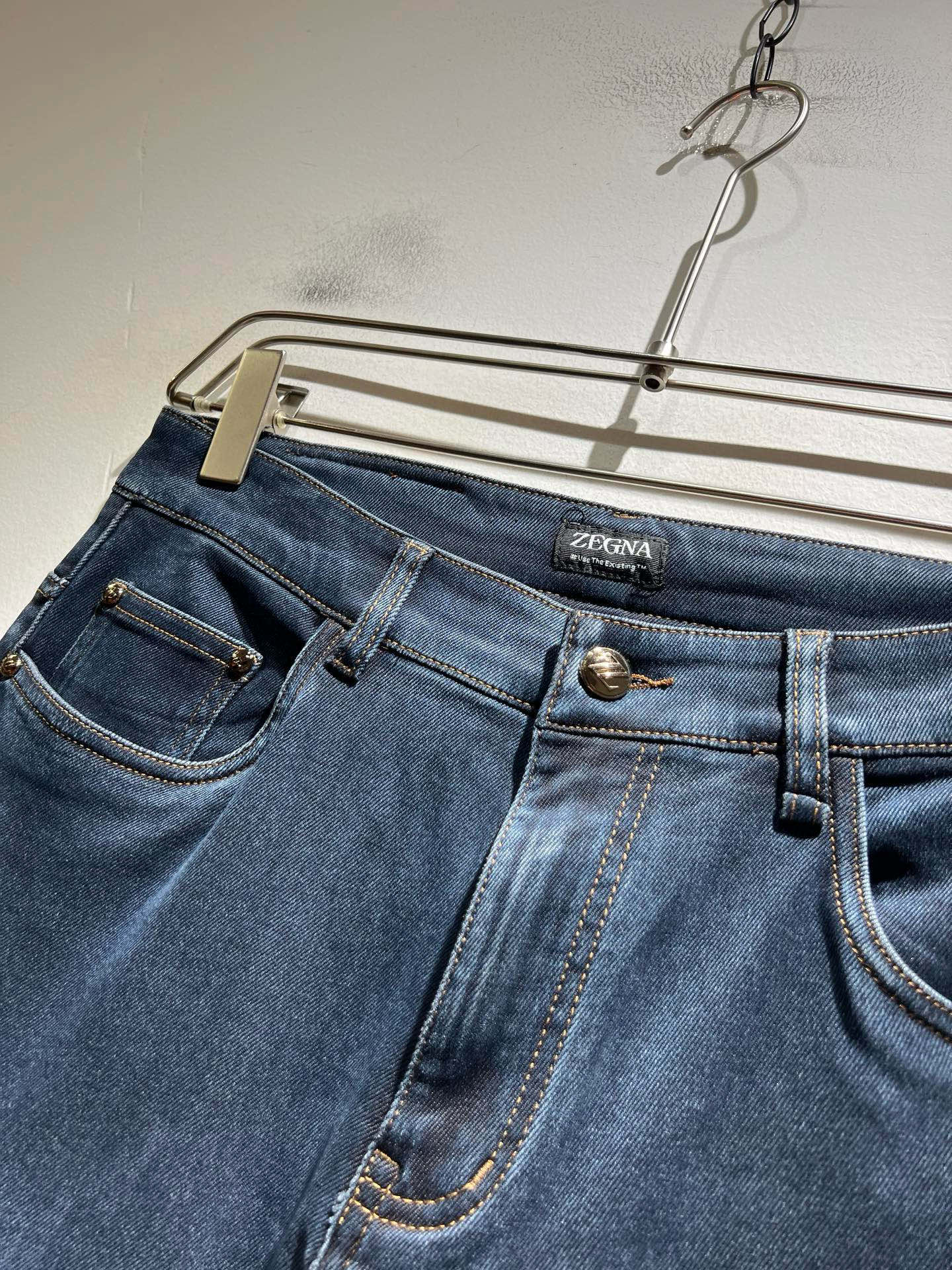 Zegna 杰尼亚 2026春夏新款男士休闲牛仔裤，压轴的渠道货出现了！！柜台同步销售！ 毫不夸张的说，
