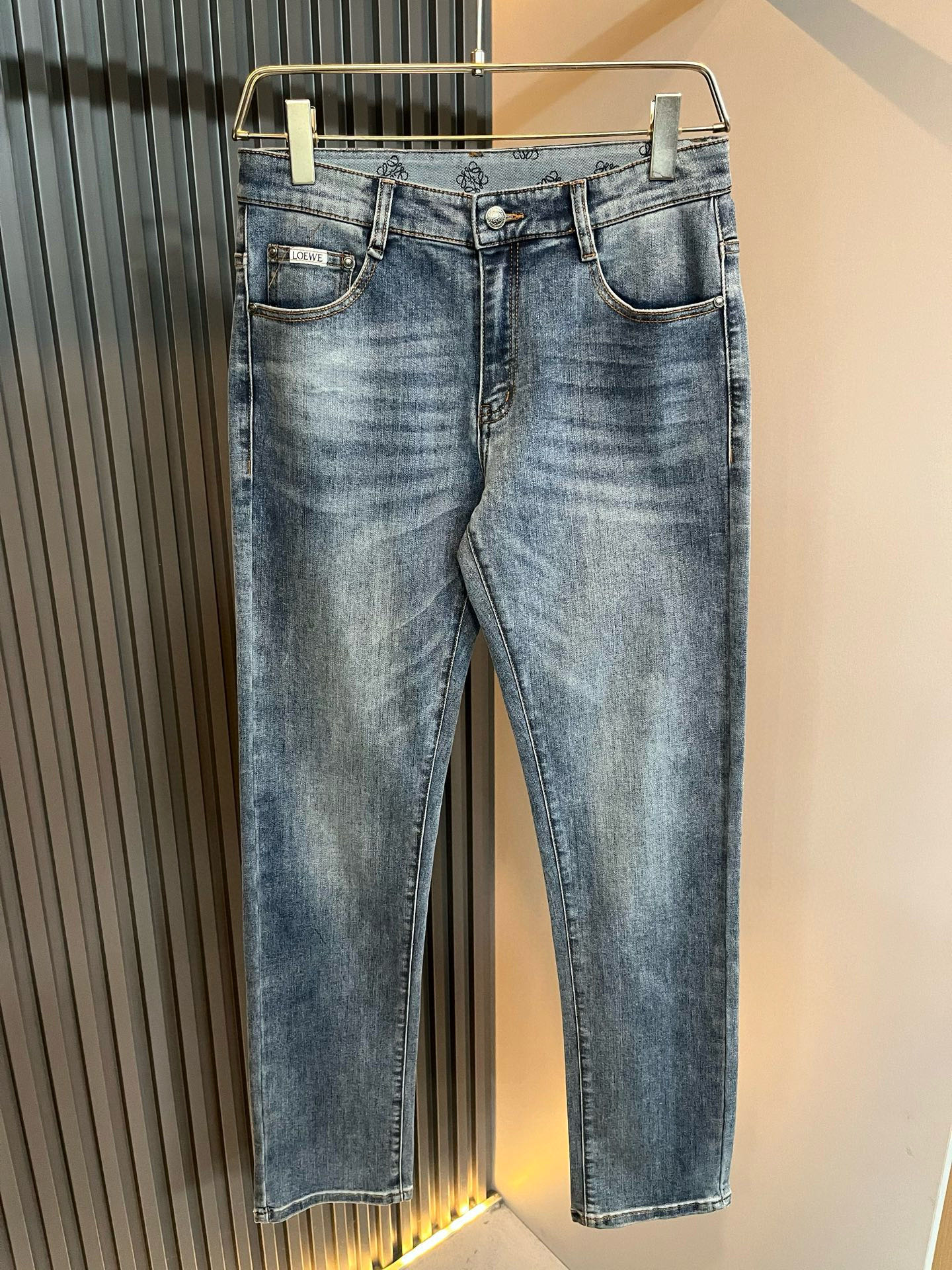 LO*WE/罗*威2026春夏新品男士时装款高端休闲裤，香港洋行渠道货，日本原厂出品，纯血统品质，完美延