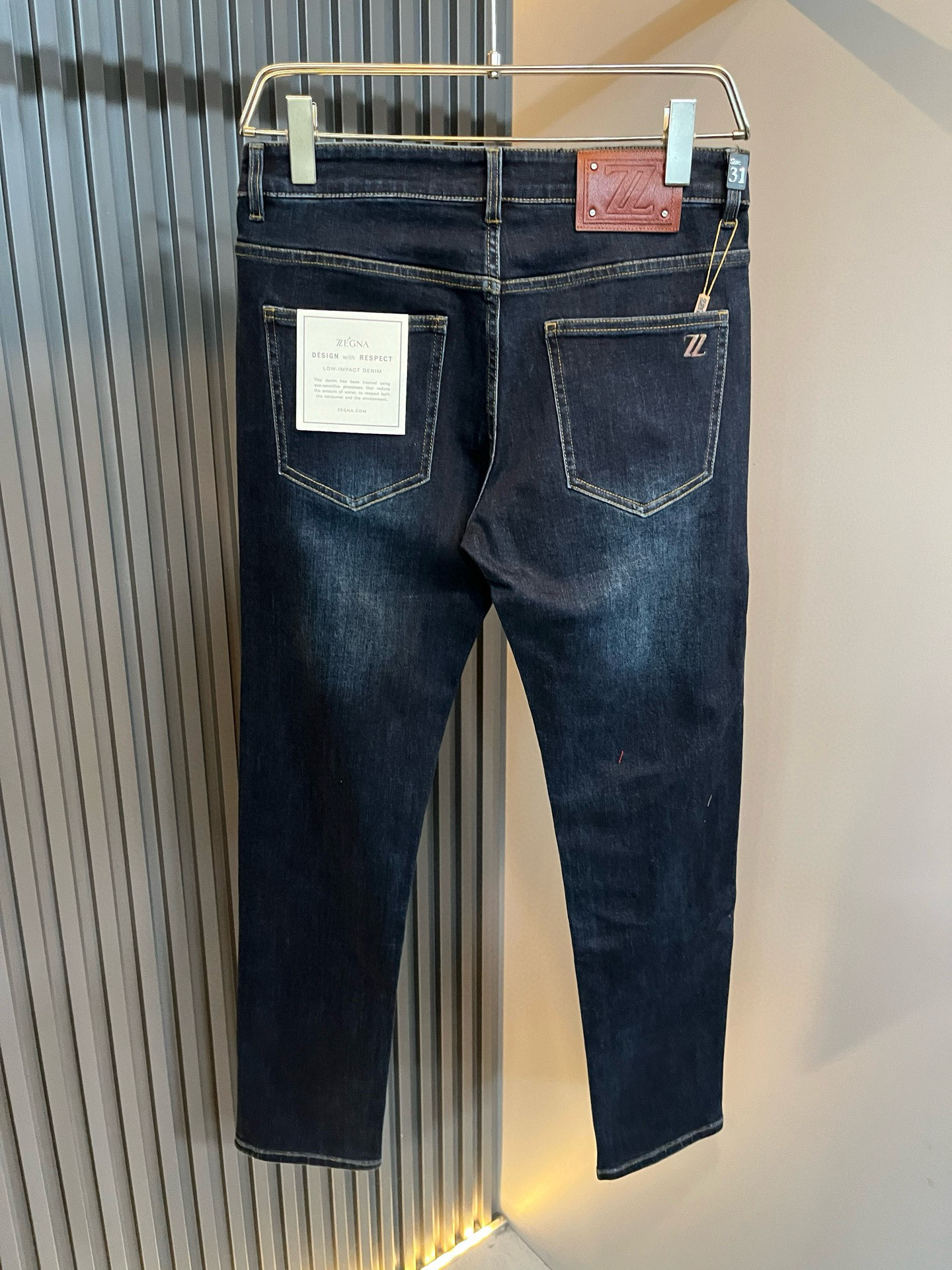 Zegna 杰尼亚 2026春夏新款男士休闲牛仔裤，压轴的渠道货出现了！！柜台同步销售！ 毫不夸张的说，