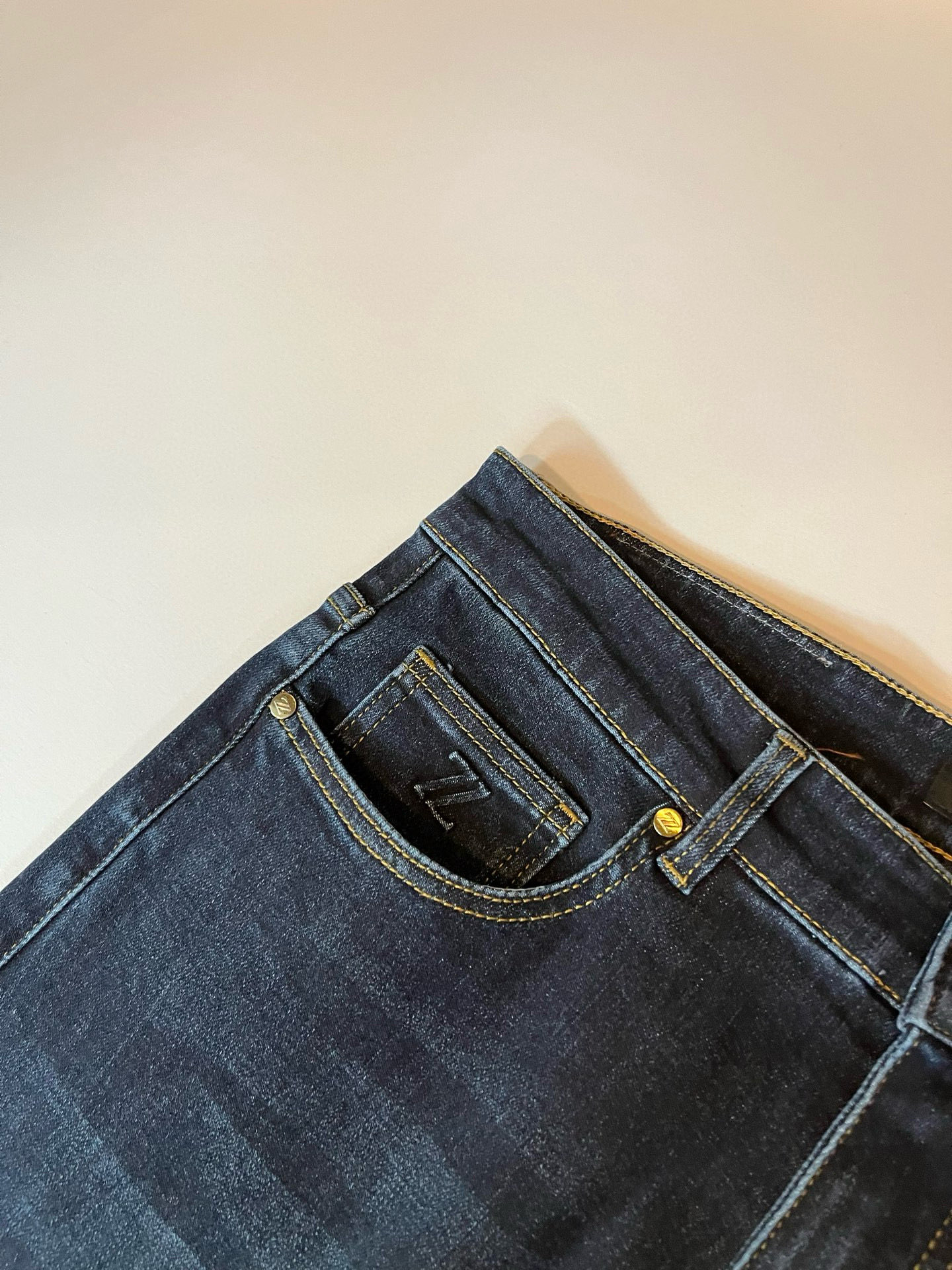 Zegna 杰尼亚 2026春夏新款男士休闲牛仔裤，压轴的渠道货出现了！！柜台同步销售！ 毫不夸张的说，