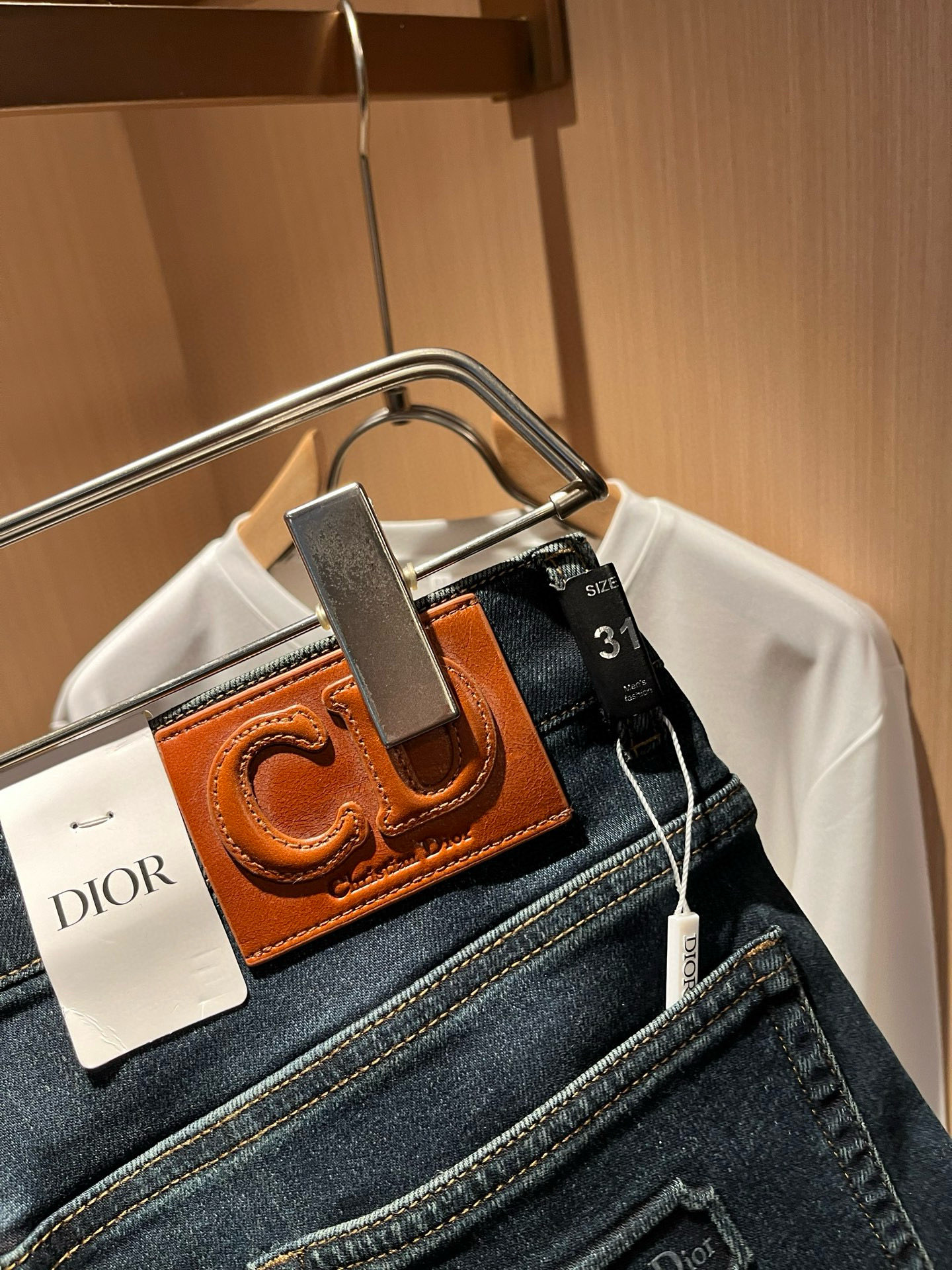 Dio*r 迪家 2026春夏男士水洗小直筒牛仔裤！贸易公司渠道牛货，品相超赞，时尚圈万能的百搭裤王，欧