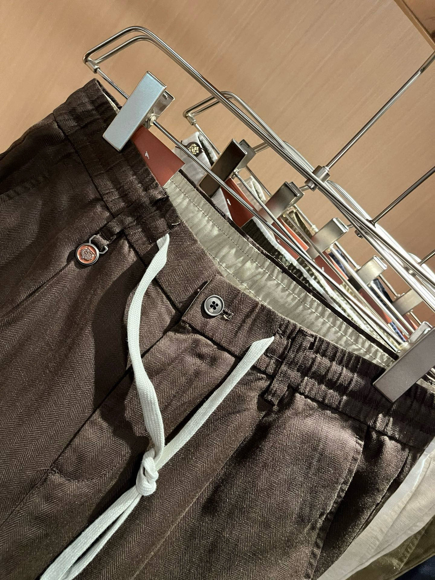 Loro Piana诺悠翩雅 2026春夏新品男士棉麻休闲裤，最新的贸易订单全品相！！网红款！上身舒适透