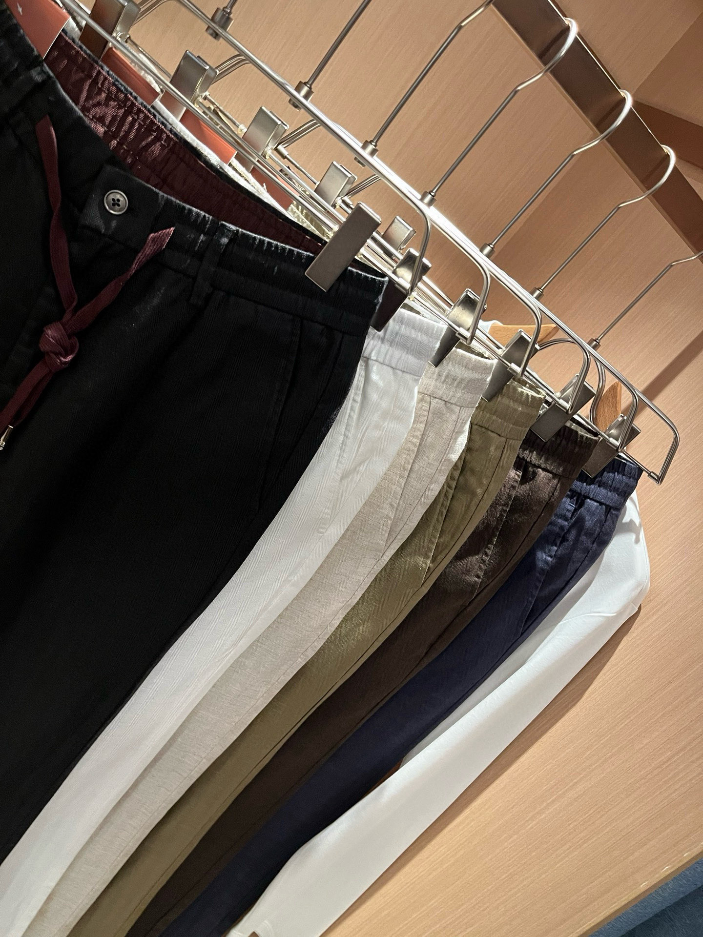 Loro Piana诺悠翩雅 2026春夏新品男士棉麻休闲裤，最新的贸易订单全品相！！网红款！上身舒适透