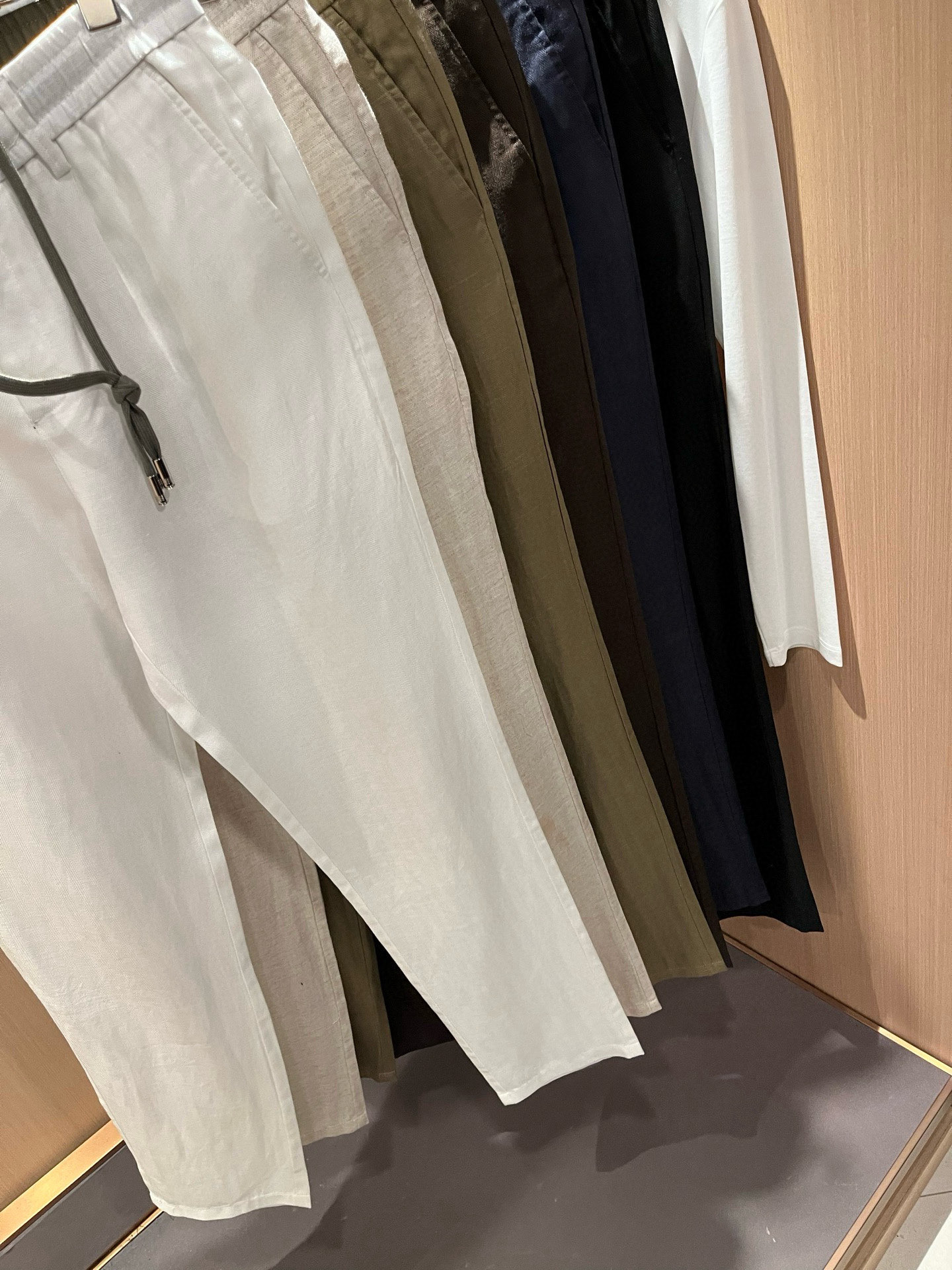 Loro Piana诺悠翩雅 2026春夏新品男士棉麻休闲裤，最新的贸易订单全品相！！网红款！上身舒适透