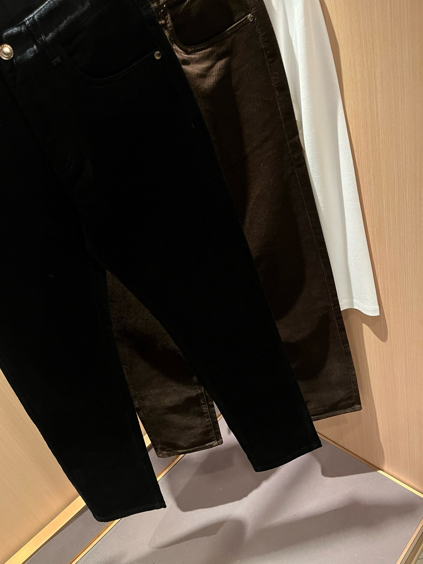 HERM*S 爱*仕 2026秋冬男士高端灯芯绒休闲裤 海外贸易公司渠道订单 ！男士休闲修身直筒休闲裤！