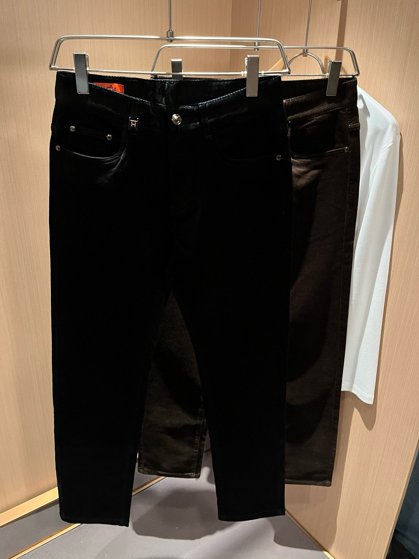 HERM*S 爱*仕 2026秋冬男士高端灯芯绒休闲裤 海外贸易公司渠道订单 ！男士休闲修身直筒休闲裤！