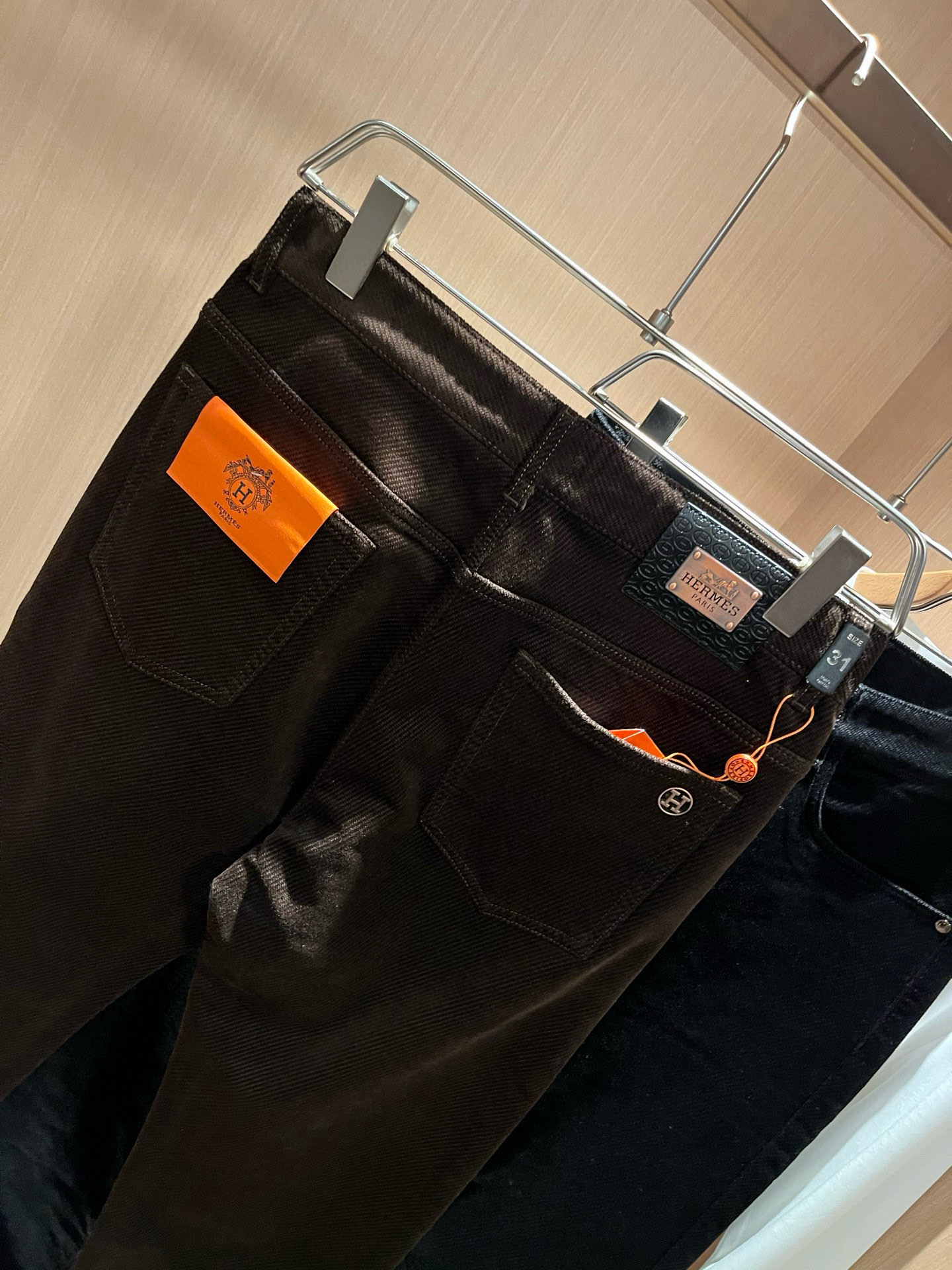 HERM*S 爱*仕 2026秋冬男士高端灯芯绒休闲裤 海外贸易公司渠道订单 ！男士休闲修身直筒休闲裤！