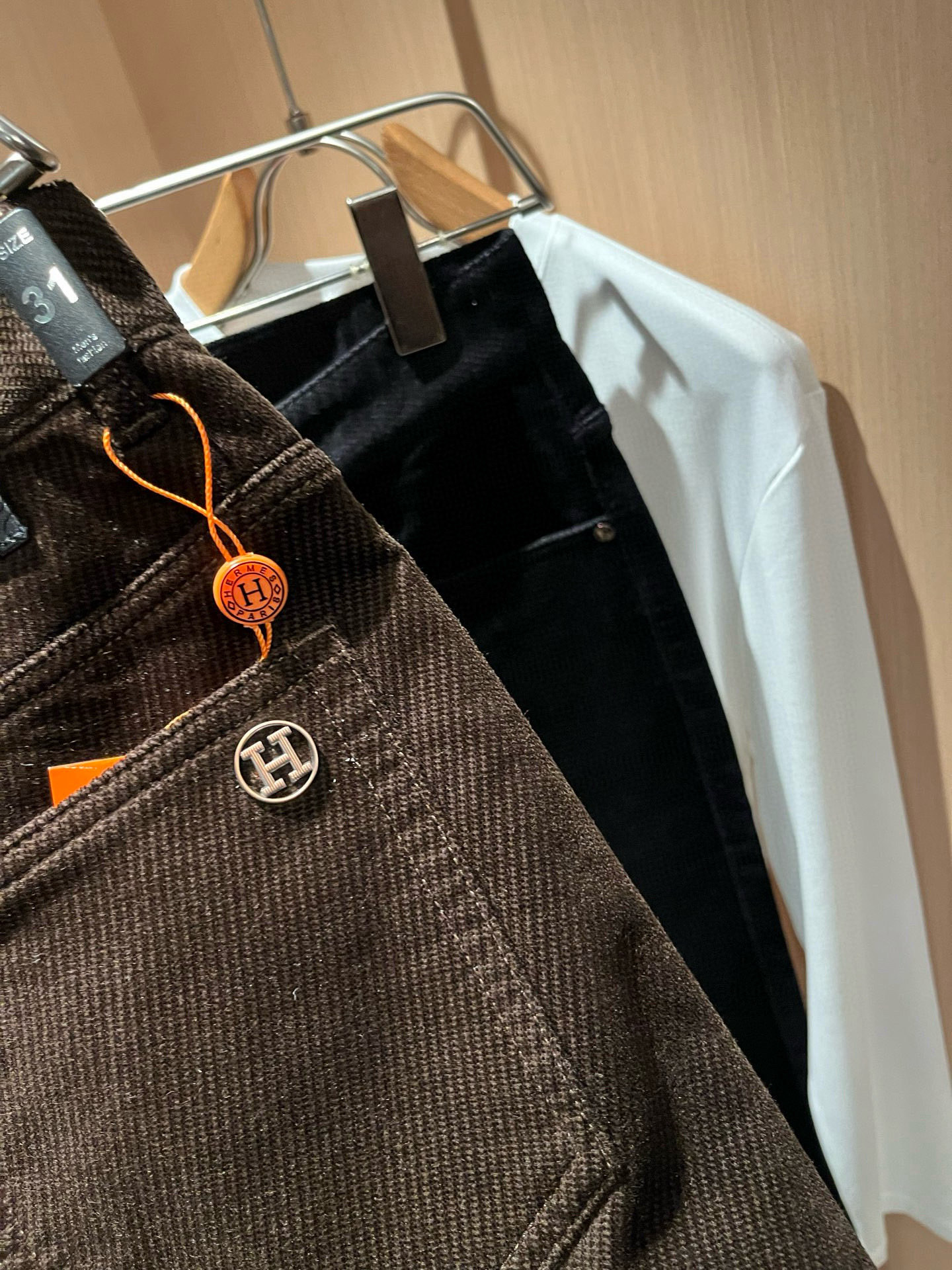 HERM*S 爱*仕 2026秋冬男士高端灯芯绒休闲裤 海外贸易公司渠道订单 ！男士休闲修身直筒休闲裤！