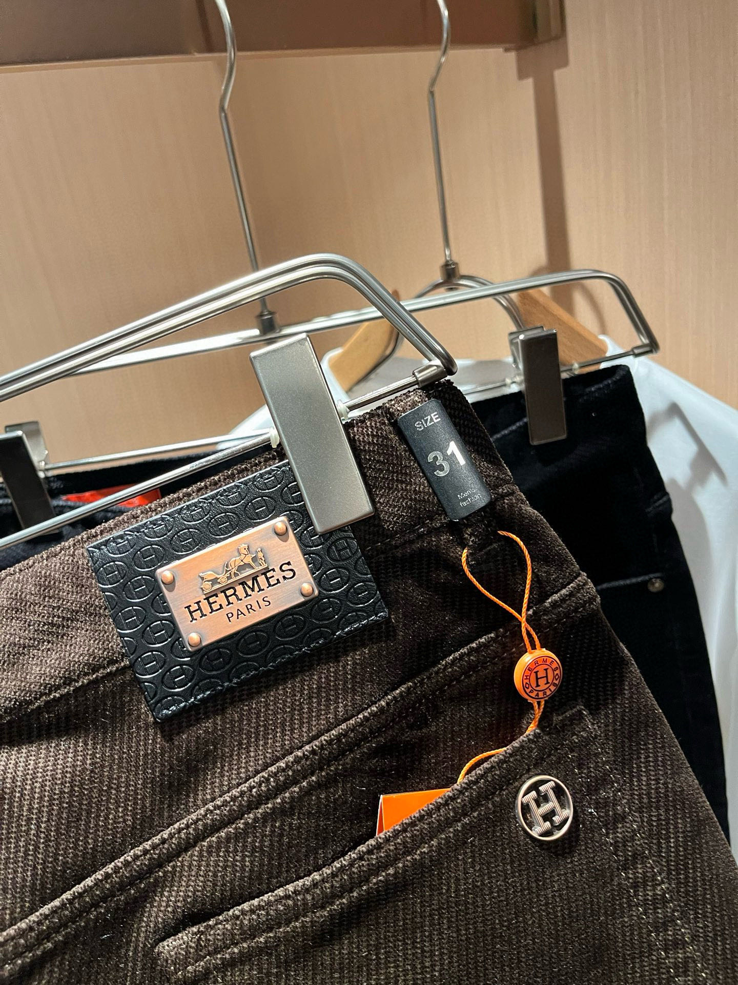 HERM*S 爱*仕 2026秋冬男士高端灯芯绒休闲裤 海外贸易公司渠道订单 ！男士休闲修身直筒休闲裤！