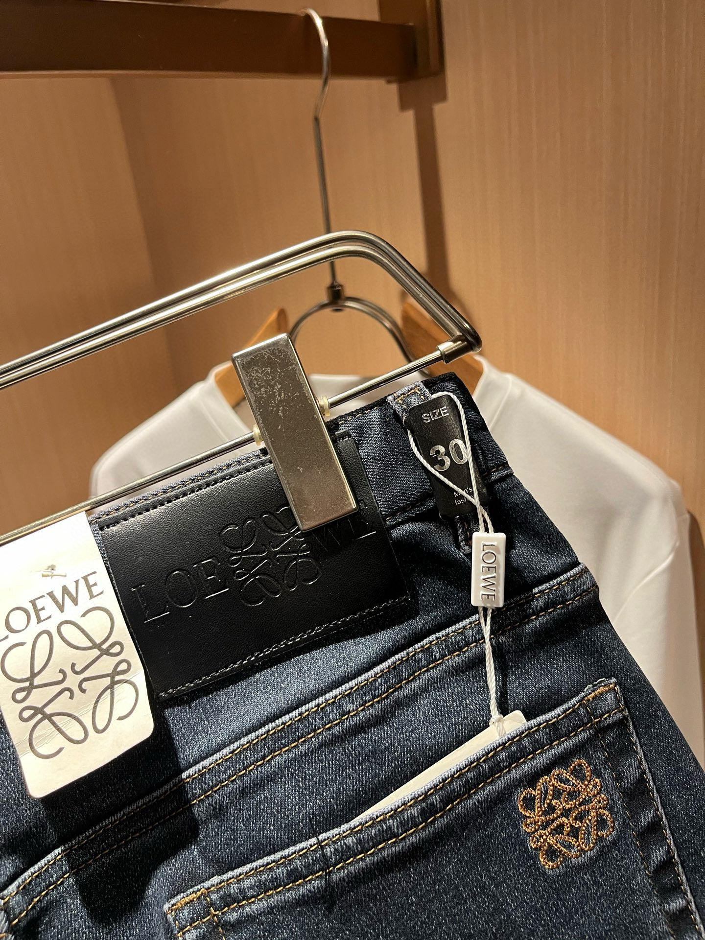 LO*WE/罗*威2026春夏新品男士时装款高端休闲裤，香港洋行渠道货，日本原厂出品，纯血统品质，完美延