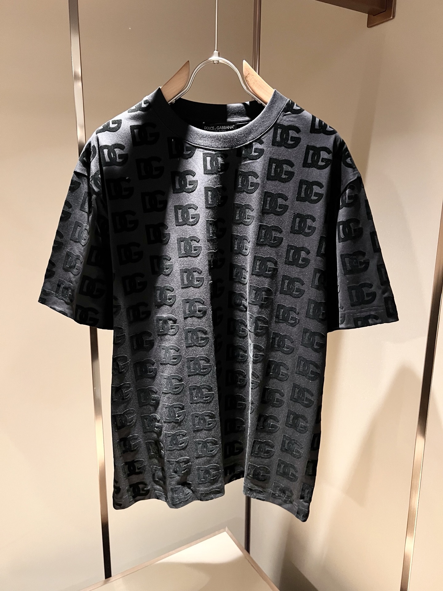 Dolce&Gabba*a 杜嘉*纳2026春夏新款男女同款👫短袖T恤，专柜同步发售！定制专属纯棉面料，