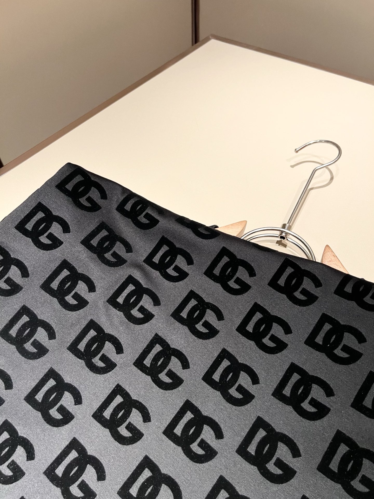 Dolce&Gabba*a 杜嘉*纳2026春夏新款男女同款👫短袖T恤，专柜同步发售！定制专属纯棉面料，