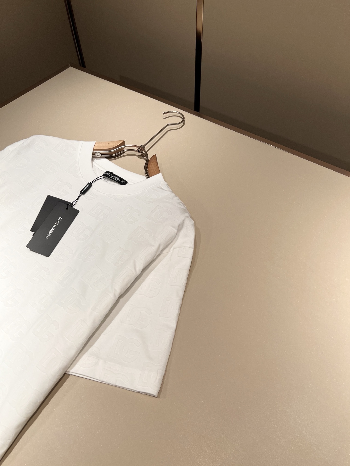 Dolce&Gabba*a 杜嘉*纳2026春夏新款男女同款👫短袖T恤，专柜同步发售！定制专属纯棉面料，