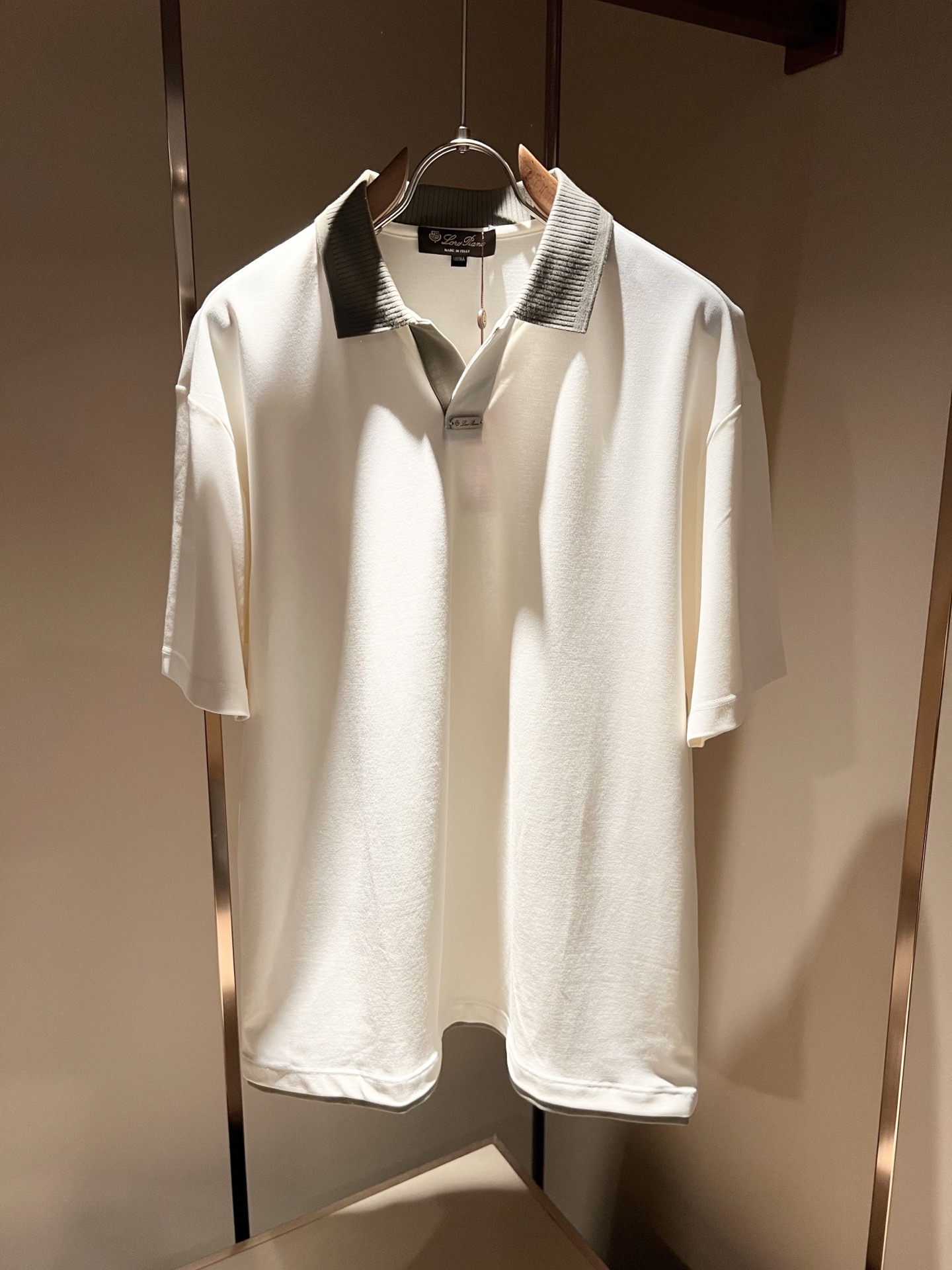 Loro Piana诺悠翩雅 2026春夏男士最新的贸易订单短袖Polo衫，全品相！！定制珠地纯棉面料！
