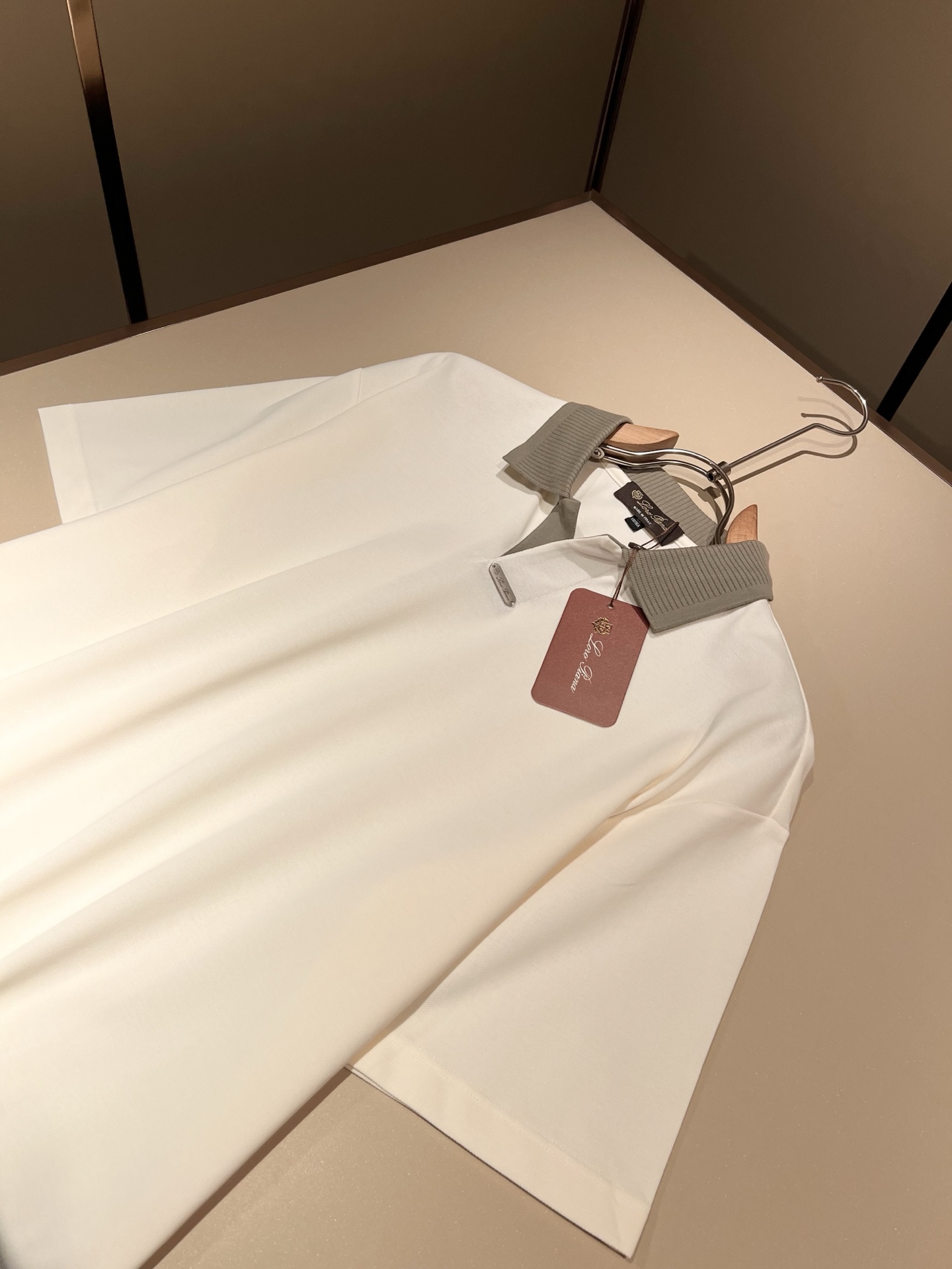 Loro Piana诺悠翩雅 2026春夏男士最新的贸易订单短袖Polo衫，全品相！！定制珠地纯棉面料！