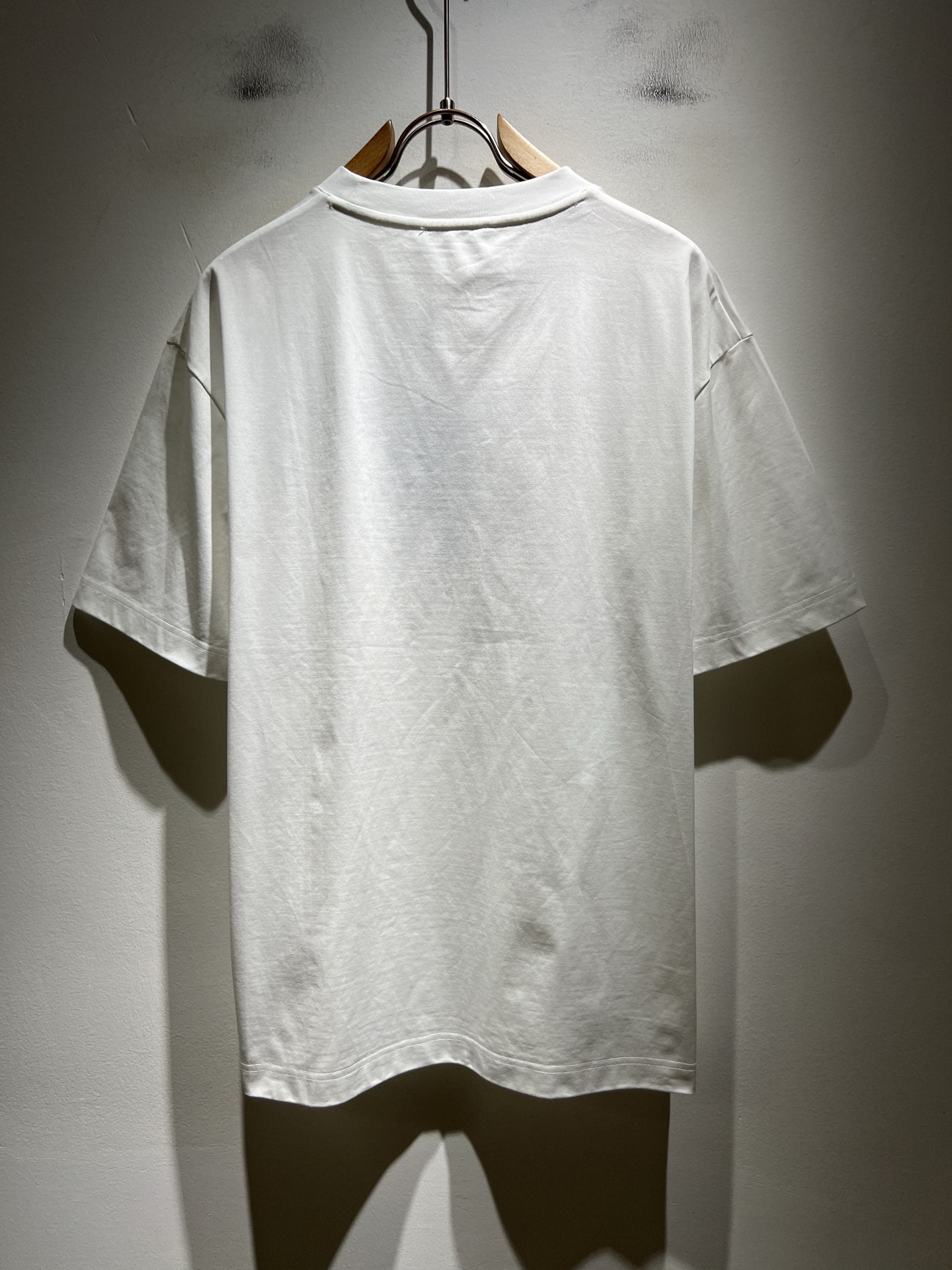 PRAD*A普*达2026春夏新款男女同款👫短袖T恤，最新款全网独家首上！！~既经典有时尚百搭，谁不爱啊