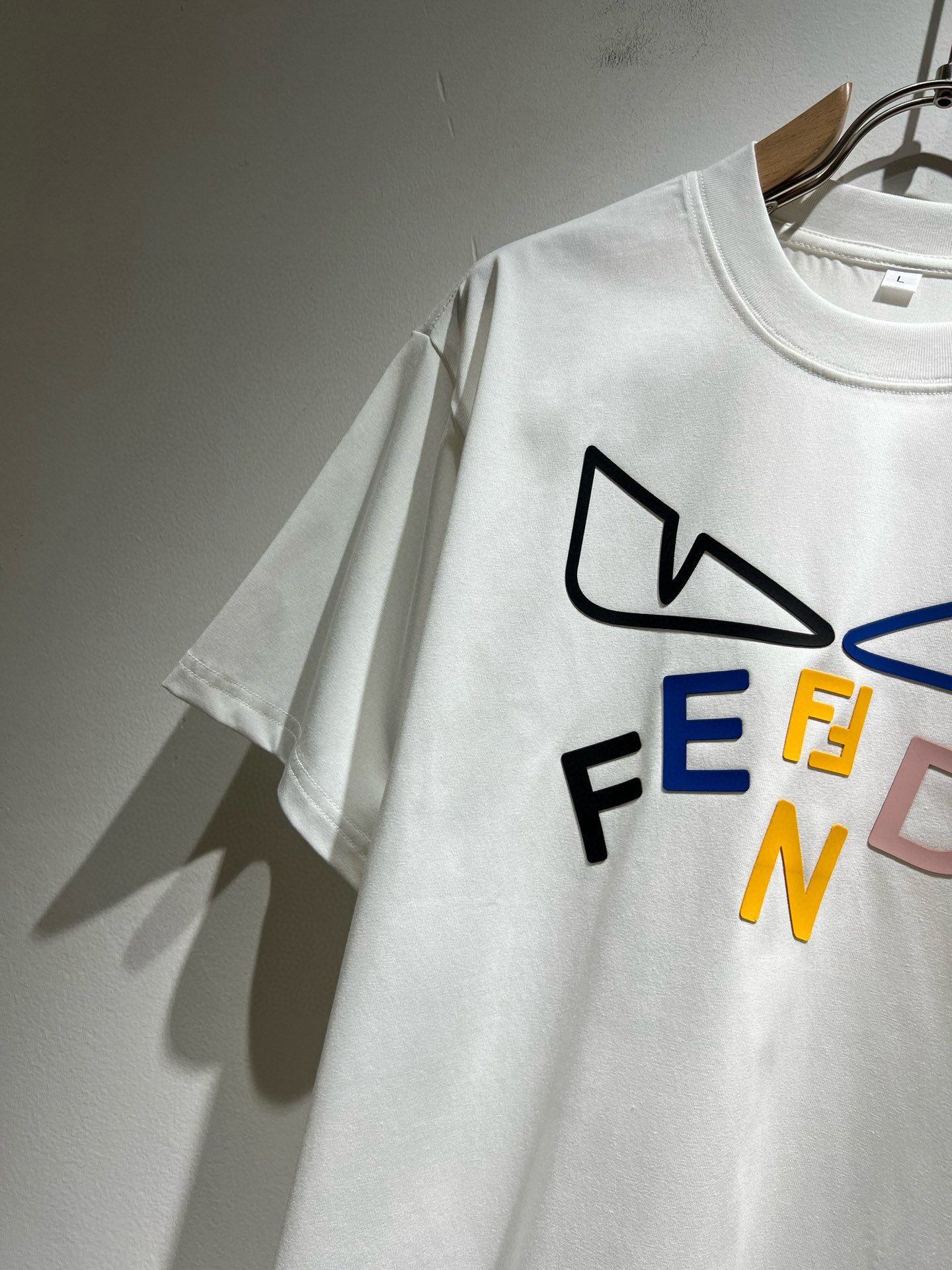 FEN*I 芬*迪2026春夏新款FD家族FF男女同款👫打底衫，男女同款👫百搭极简短袖。意大利原厂订单，