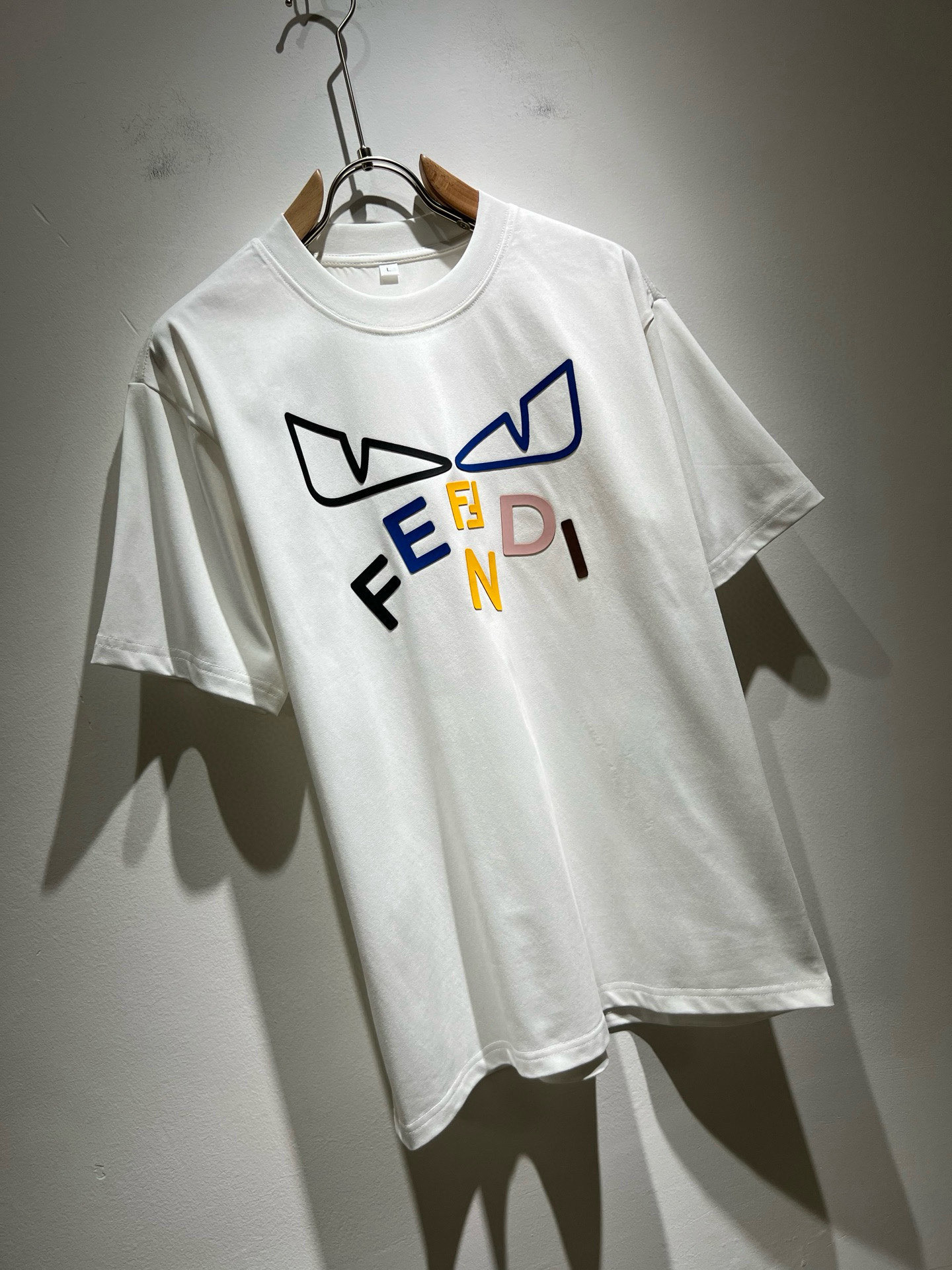 FEN*I 芬*迪2026春夏新款FD家族FF男女同款👫打底衫，男女同款👫百搭极简短袖。意大利原厂订单，