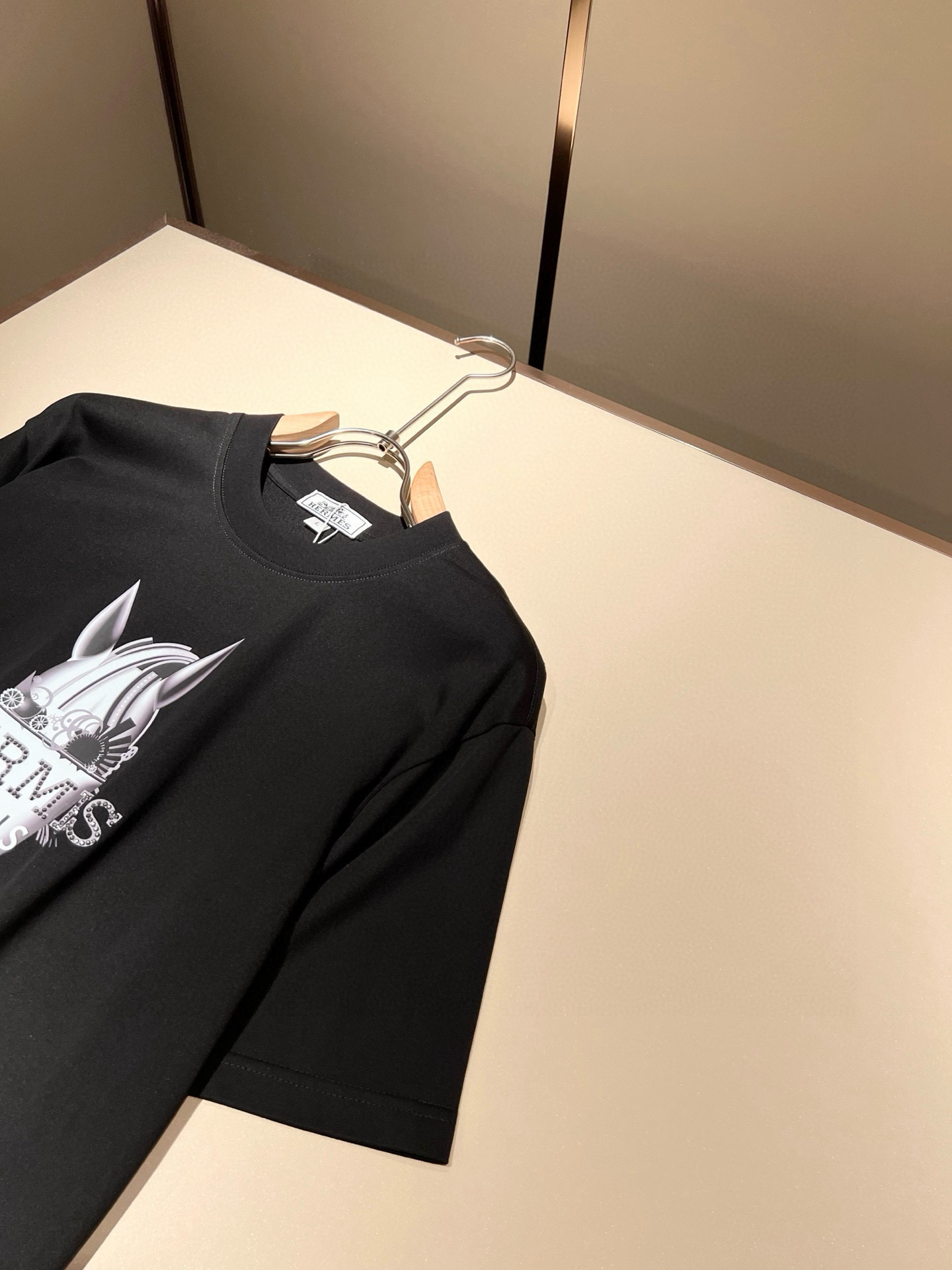 Her*mes爱*仕2026春夏新款男女同款👫短袖T恤，全新升级百搭基础款，低调奢华，品格之选！甄选优质