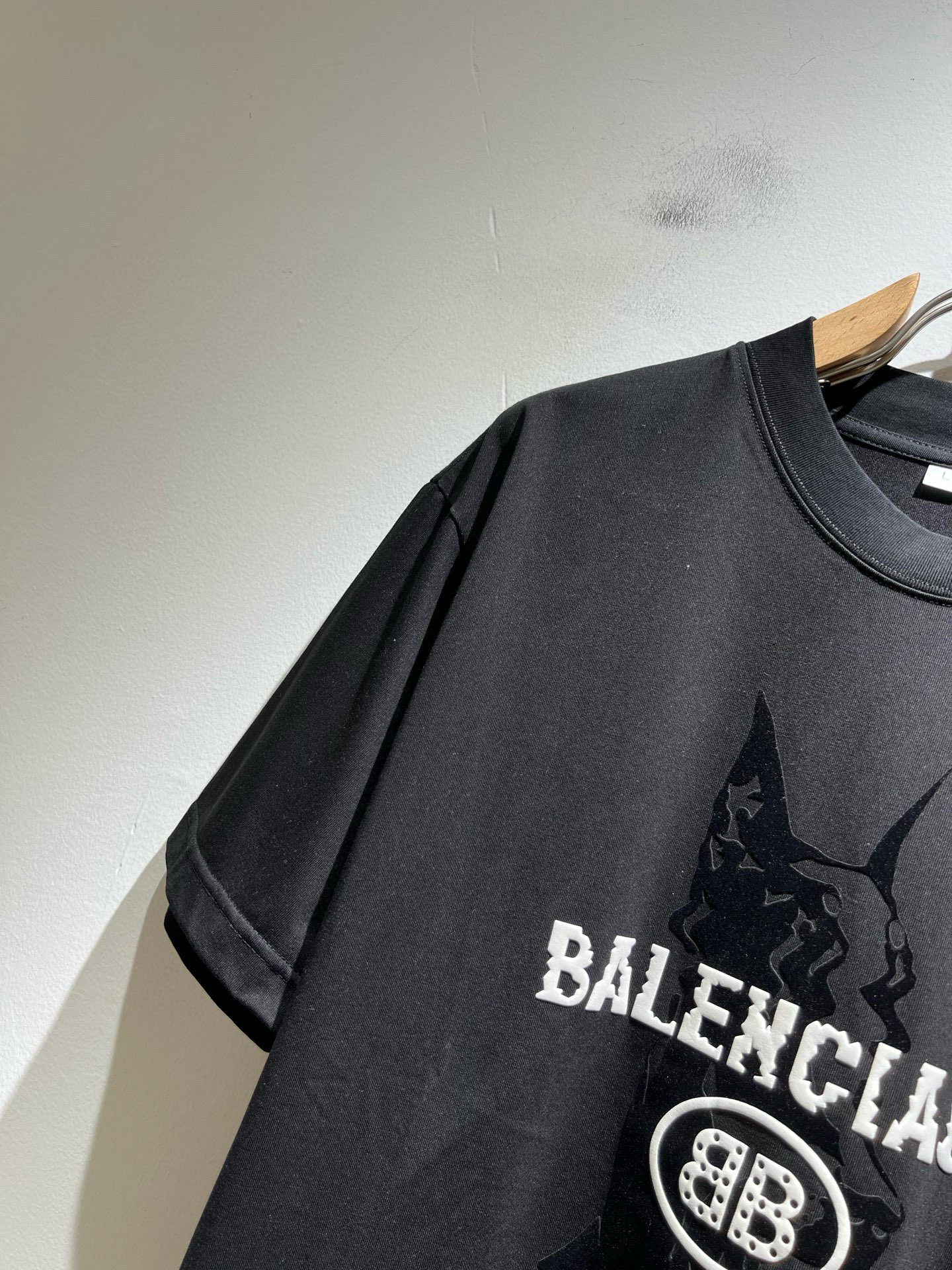 BALENCI*GA巴黎*家 2026春夏新款男女同款👫短袖T恤！走秀图案印花时尚休闲短袖T恤衫！设计l